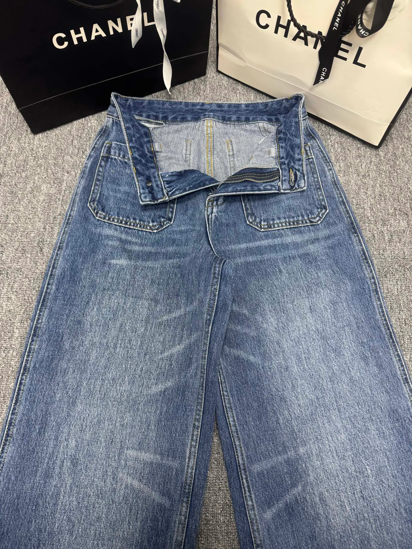Джинсы Женские Christian Dior 12705560