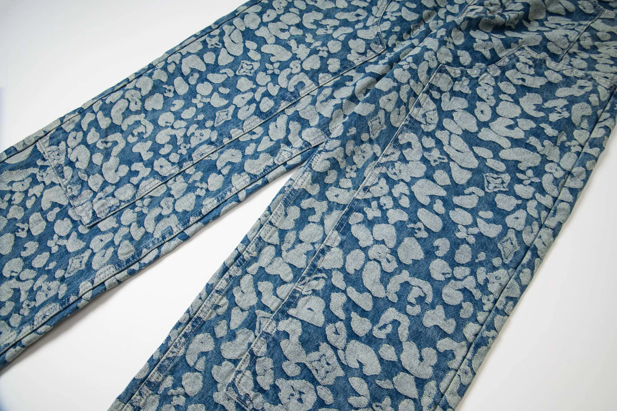 Джинсы Женские Louis Vuitton 11544981