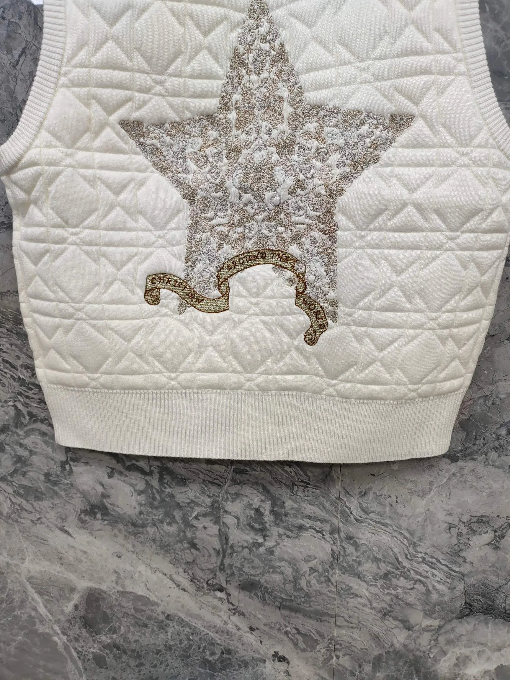 Жилеты Женские Christian Dior 17954009