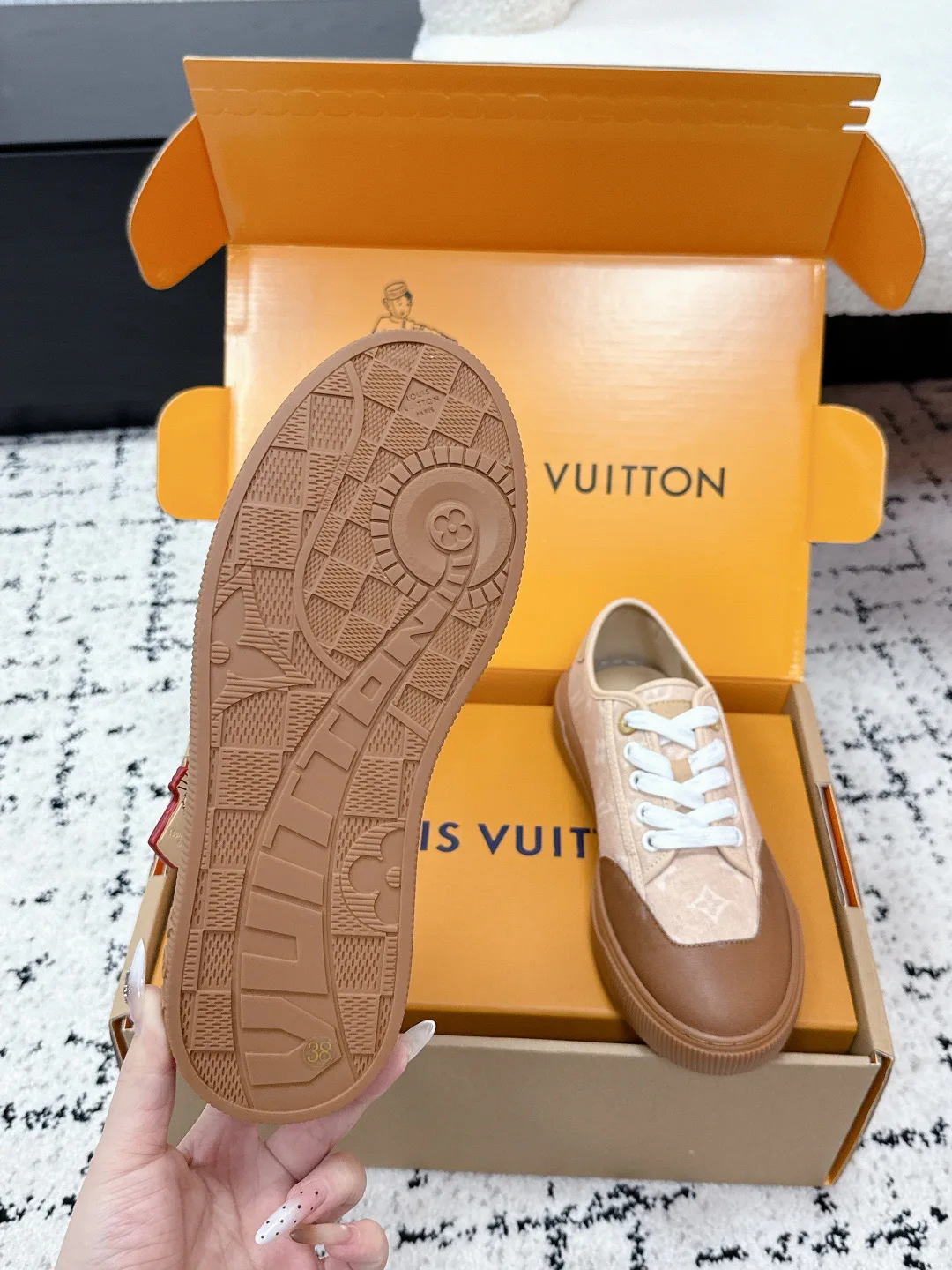 Кеды Женские Louis Vuitton 2471142