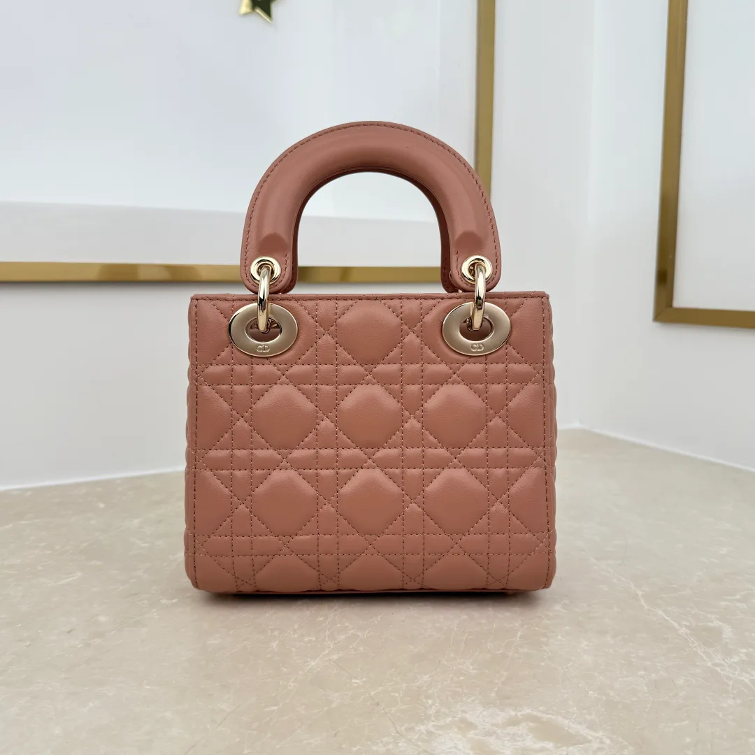 Классические Сумки Женские Christian Dior 18116220