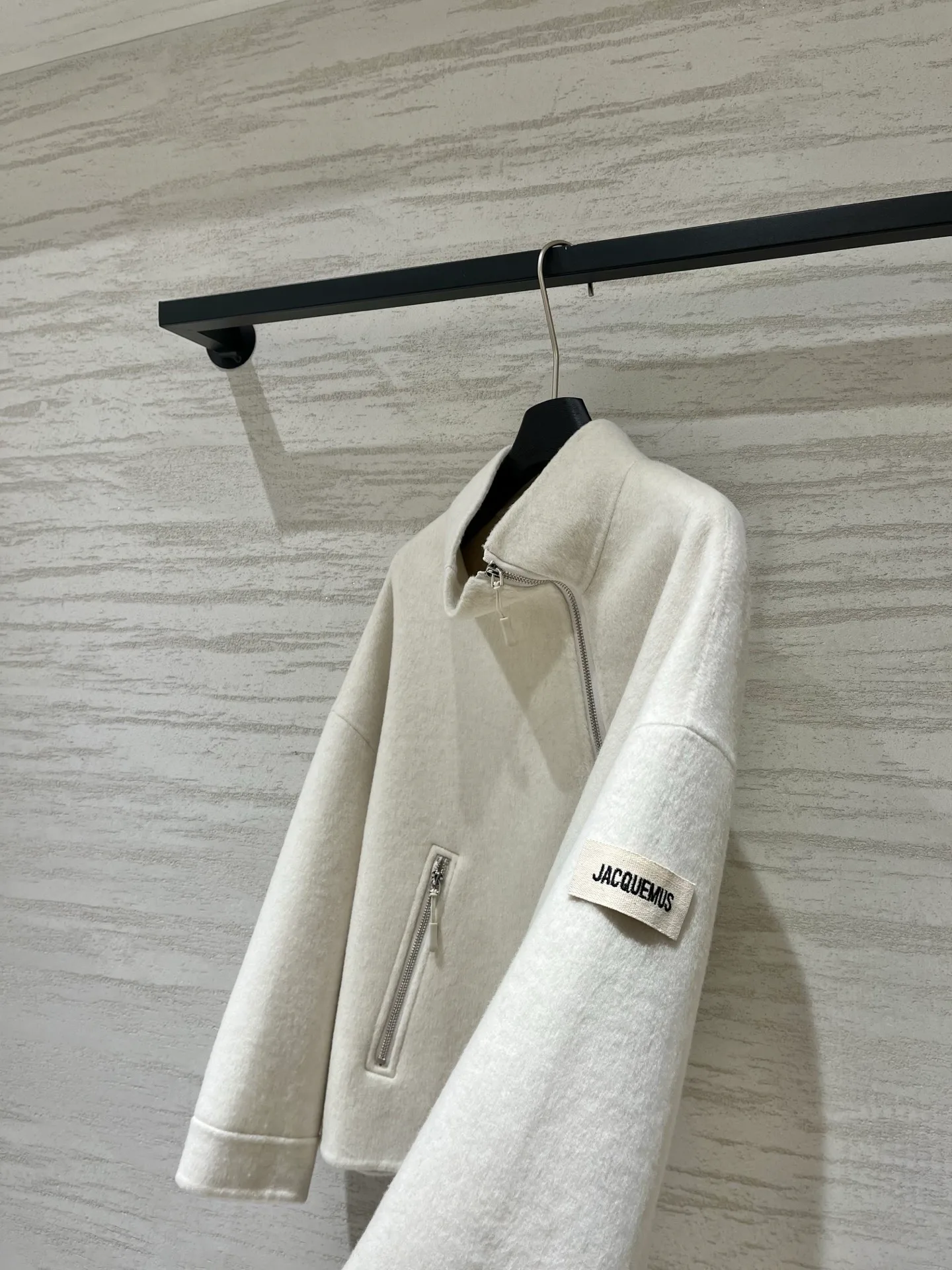 Куртки И Пуховики Женские Jacquemus 18533346