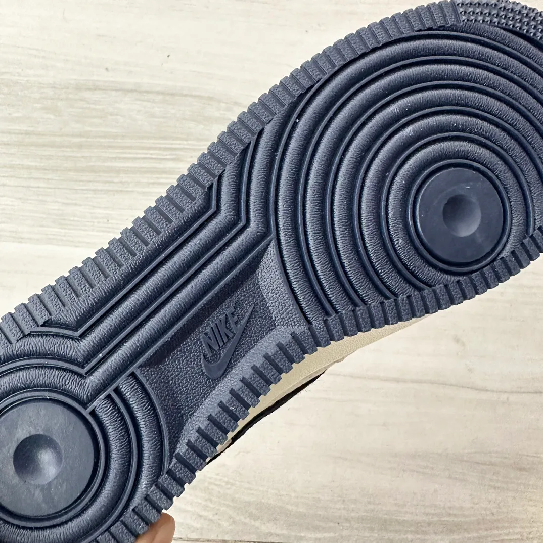 Кроссовки Женские Louis Vuitton 11113