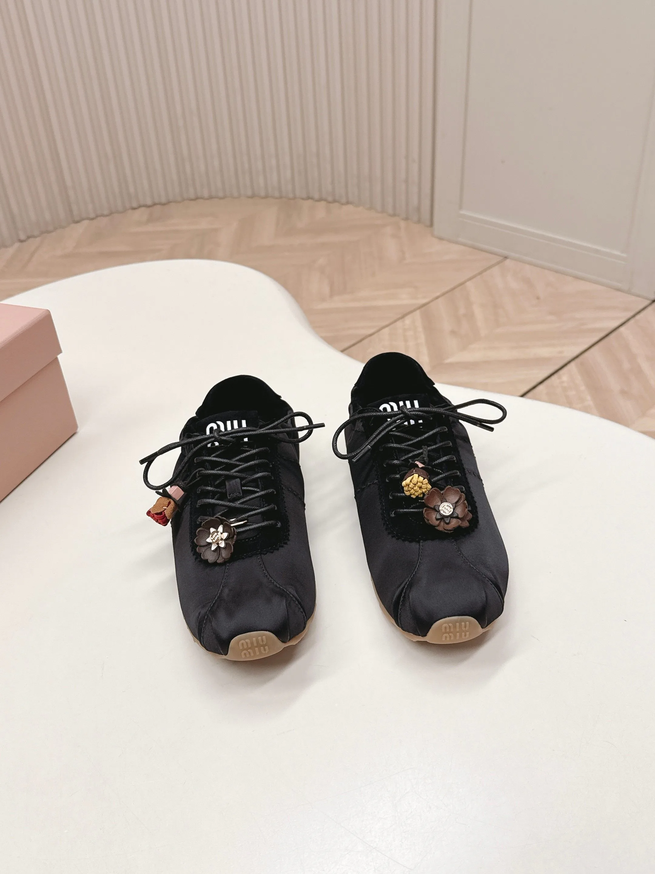 Кроссовки Женские Miu Miu 1874650