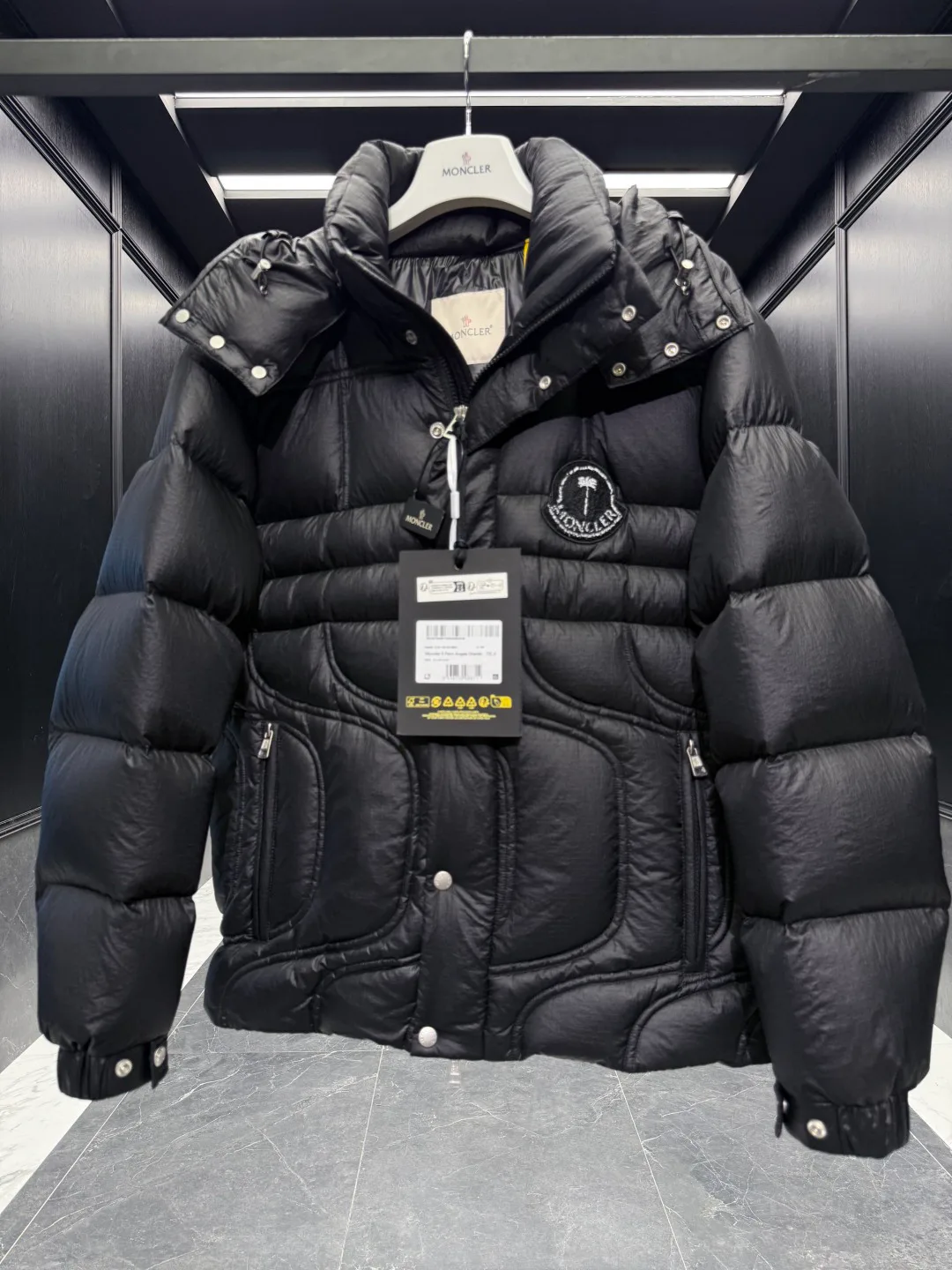 Куртки И Пуховики Женские Moncler 18007707