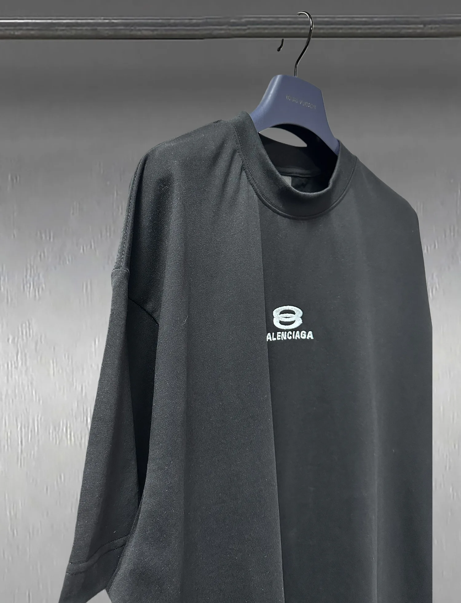 Футболки Женские Balenciaga 9495932