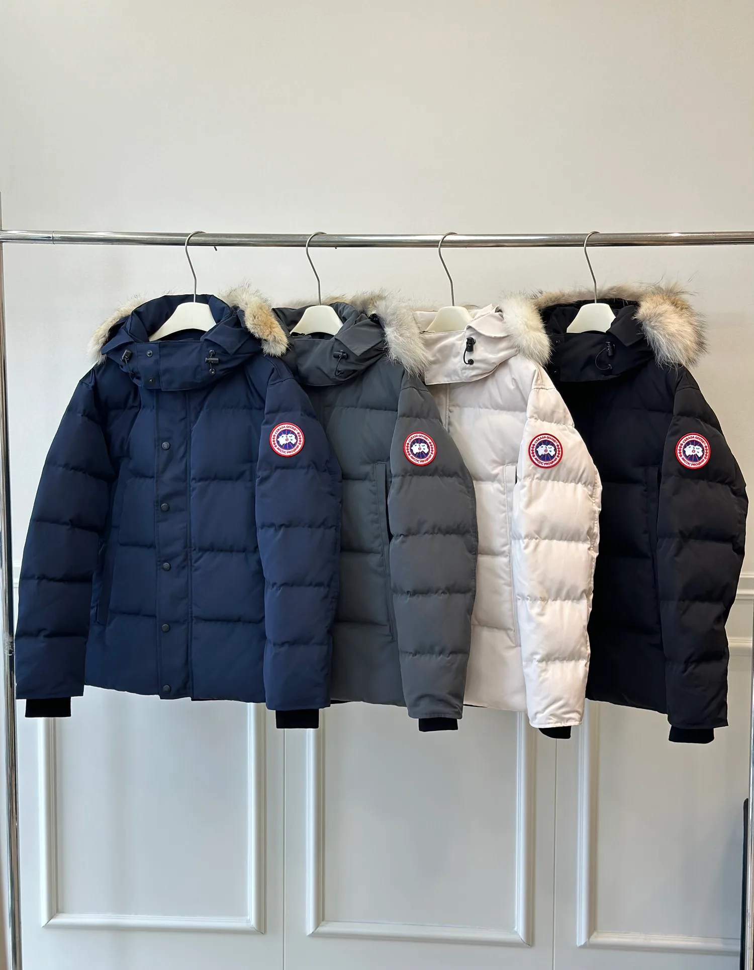 Куртки И Пуховики Мужские Canada Goose 5494153