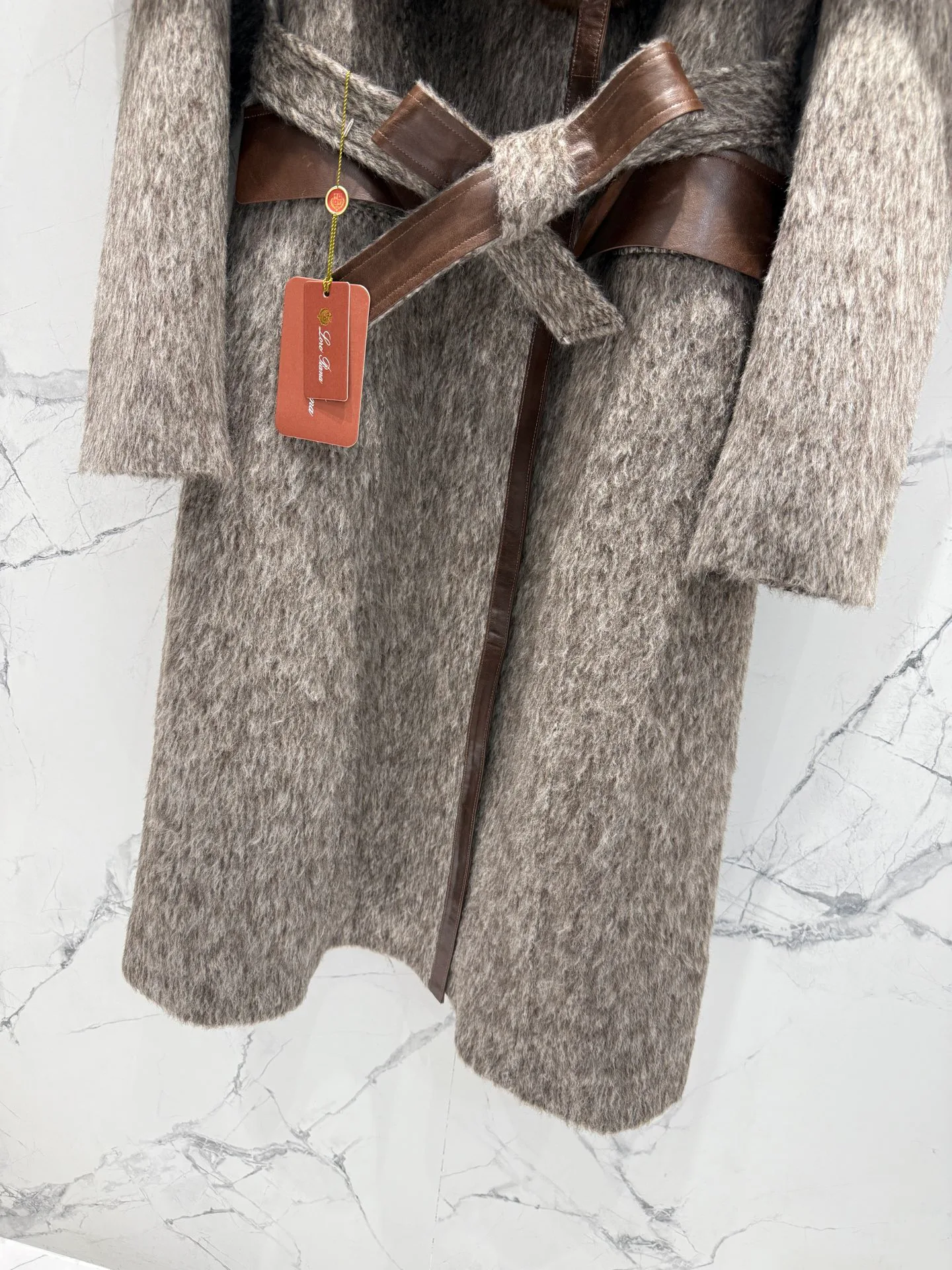 Шубы Женские Loro Piana 18082842