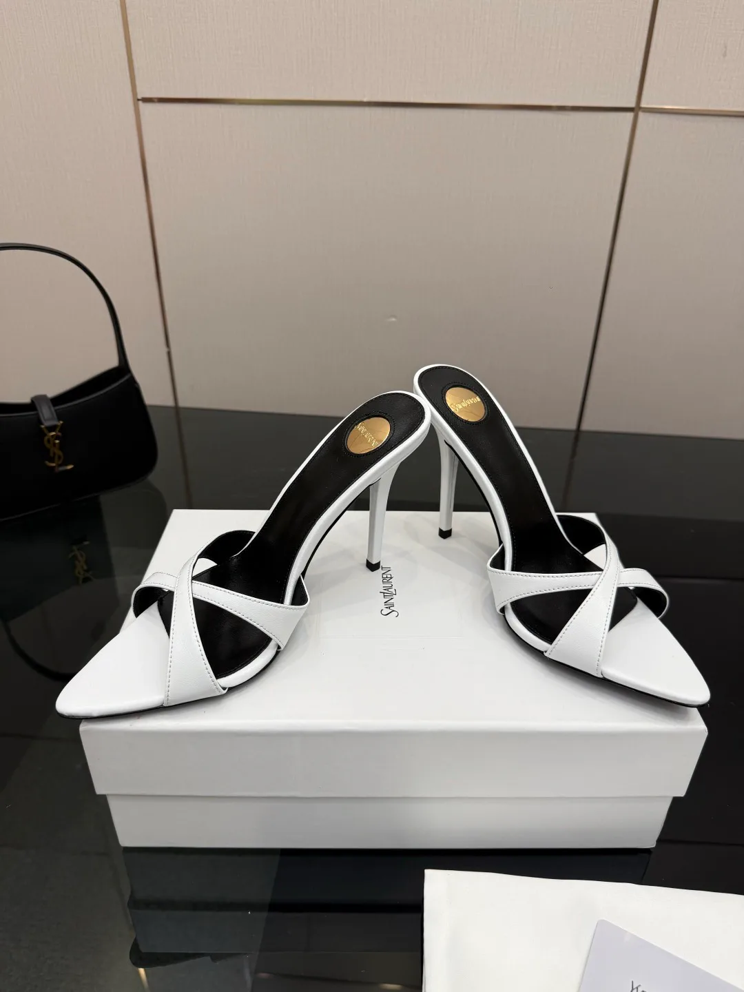 Босоножки Женские Saint Laurent 11409909