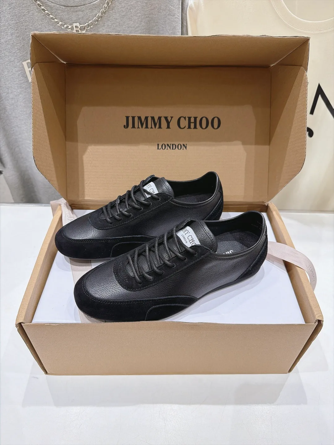 Кроссовки Женские Jimmy Choo 18436541