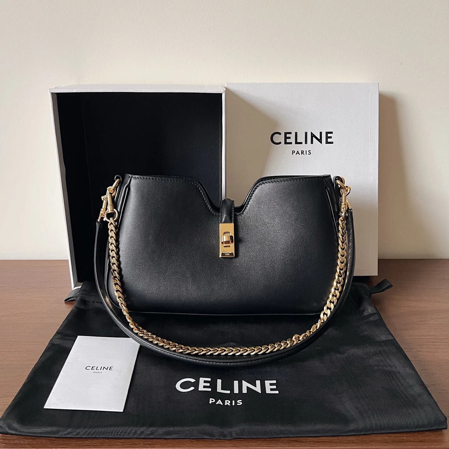 Сумки На Ремне Женские Celine 245367