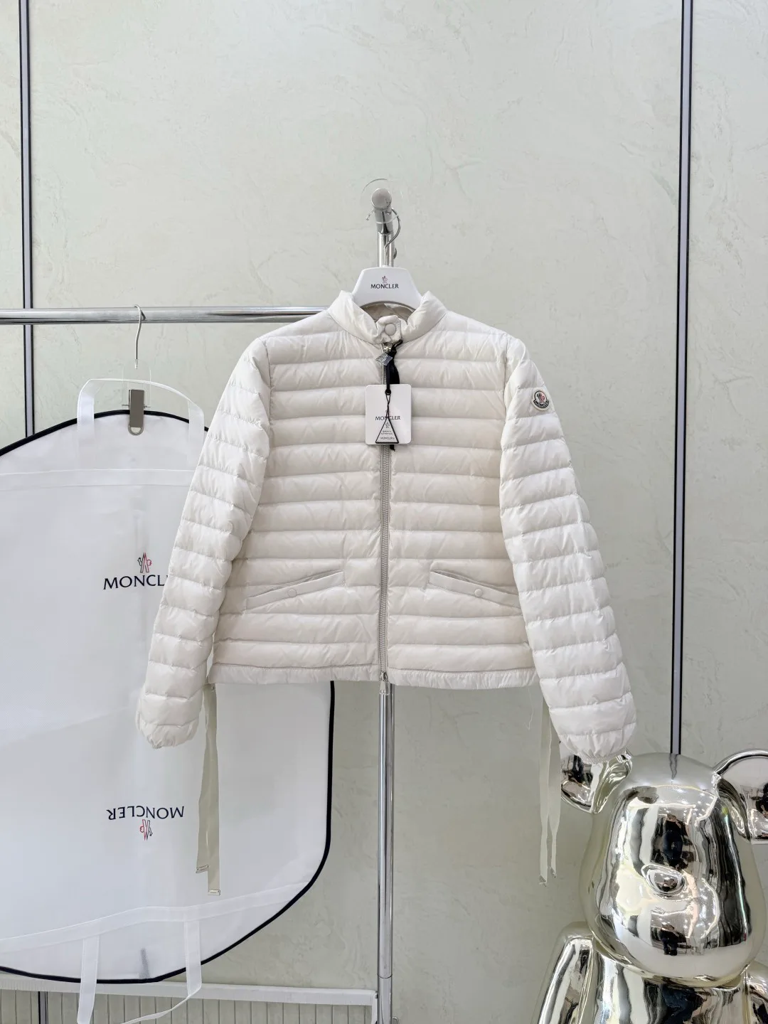 Куртки И Пуховики Женские Moncler 18052704