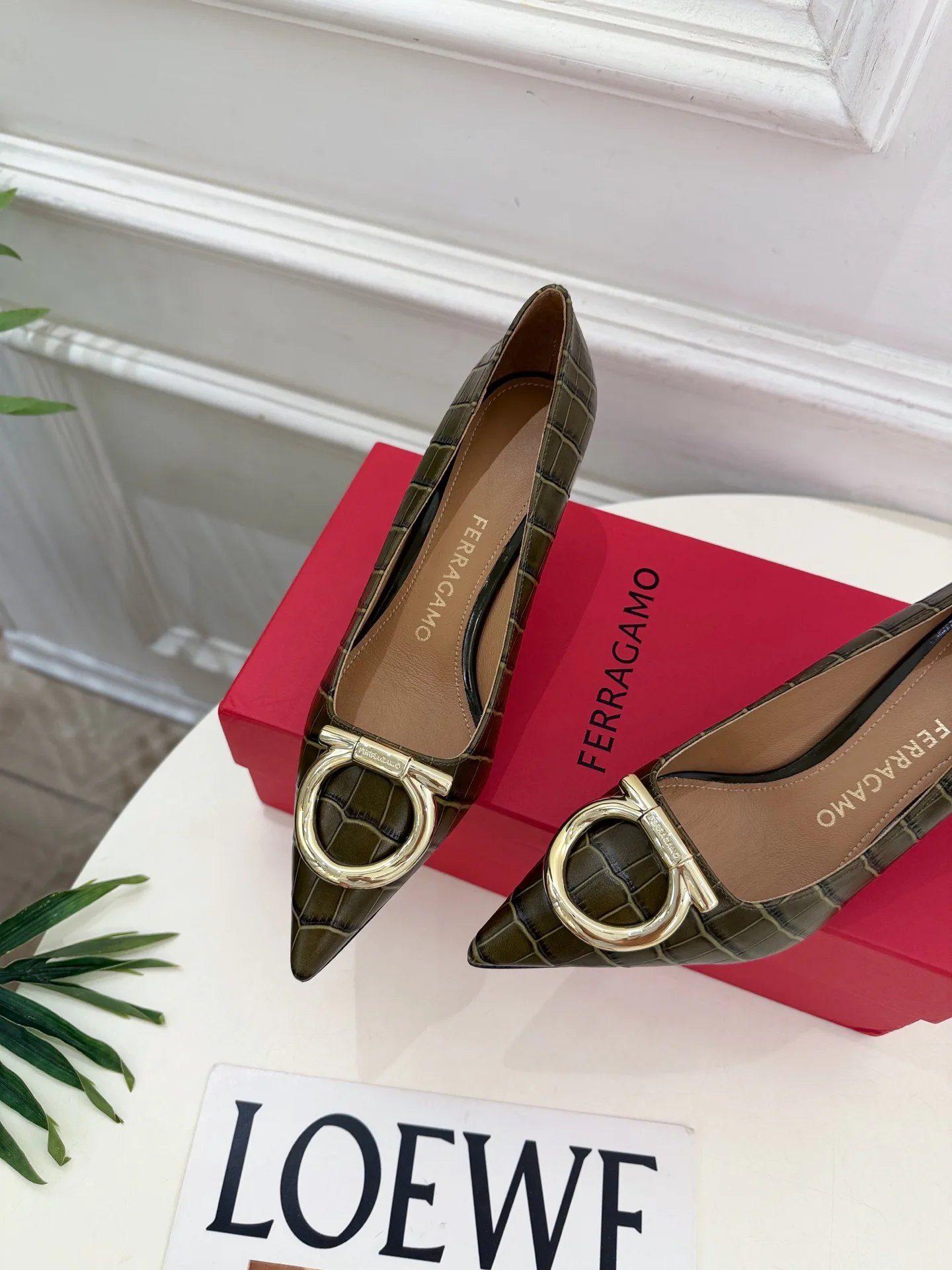 Туфли Женские Salvatore Ferragamo 18034097