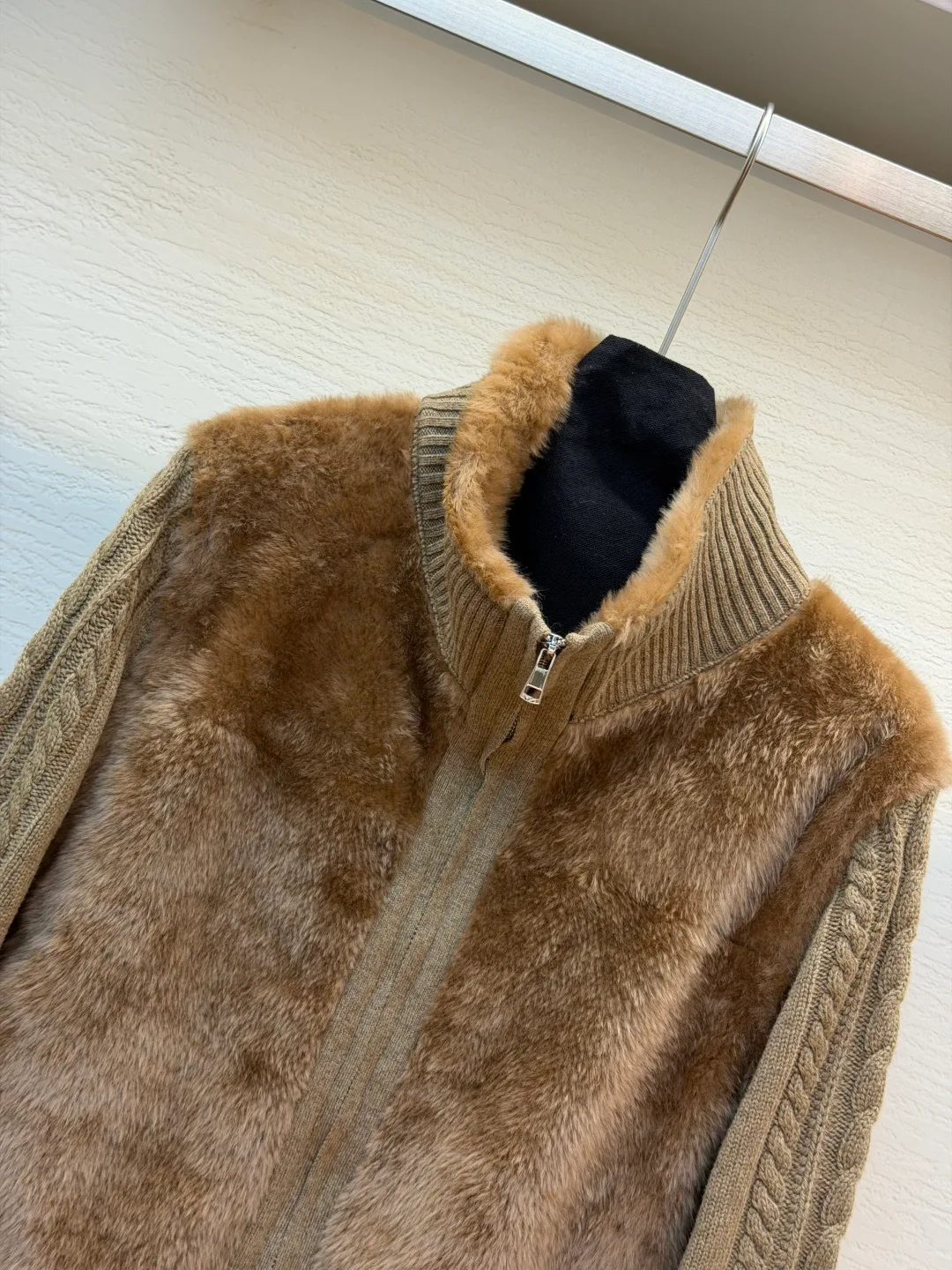 Кожаные Куртки И Дублёнки Женские Loro Piana 19038432