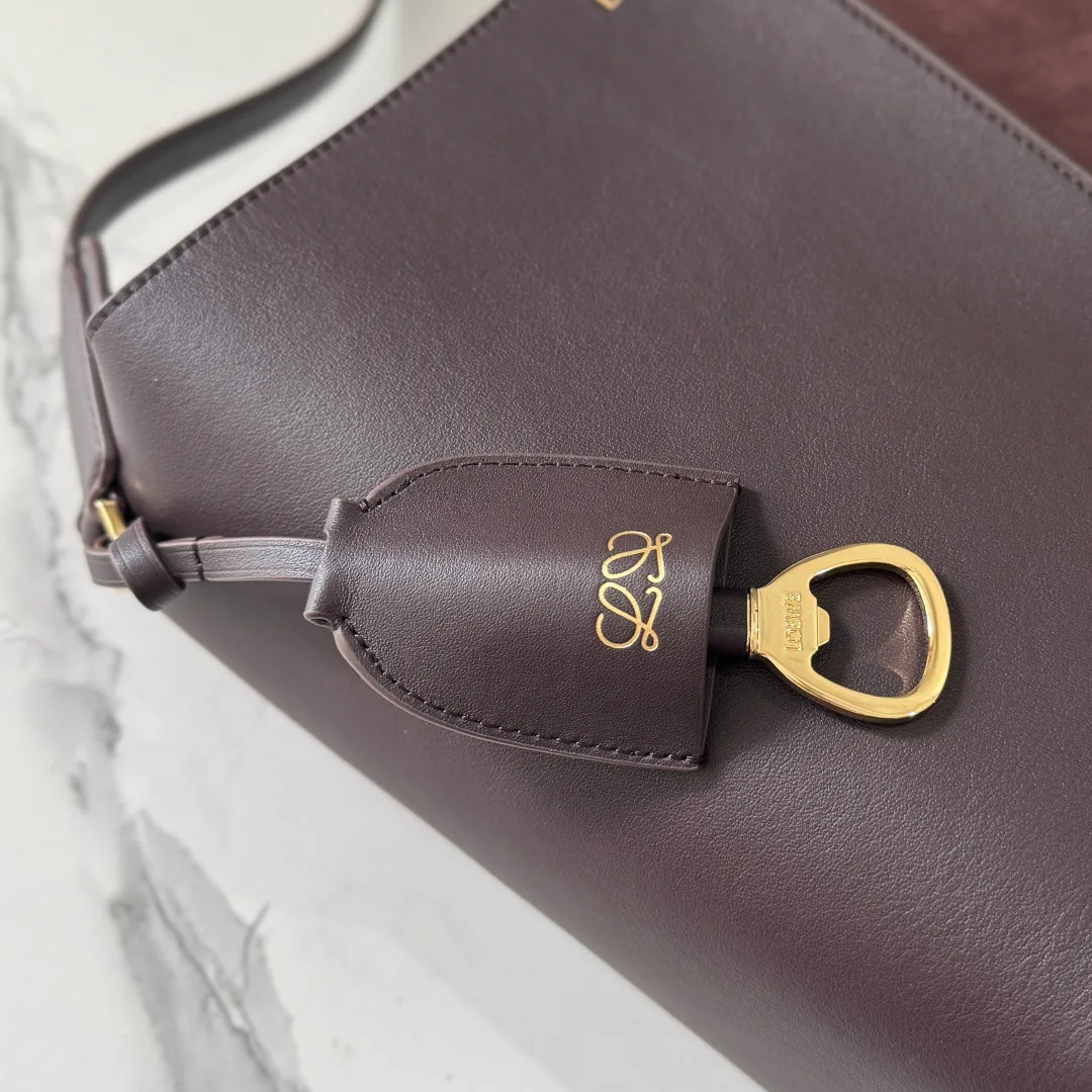 Классические Сумки Женские Loewe 17796959