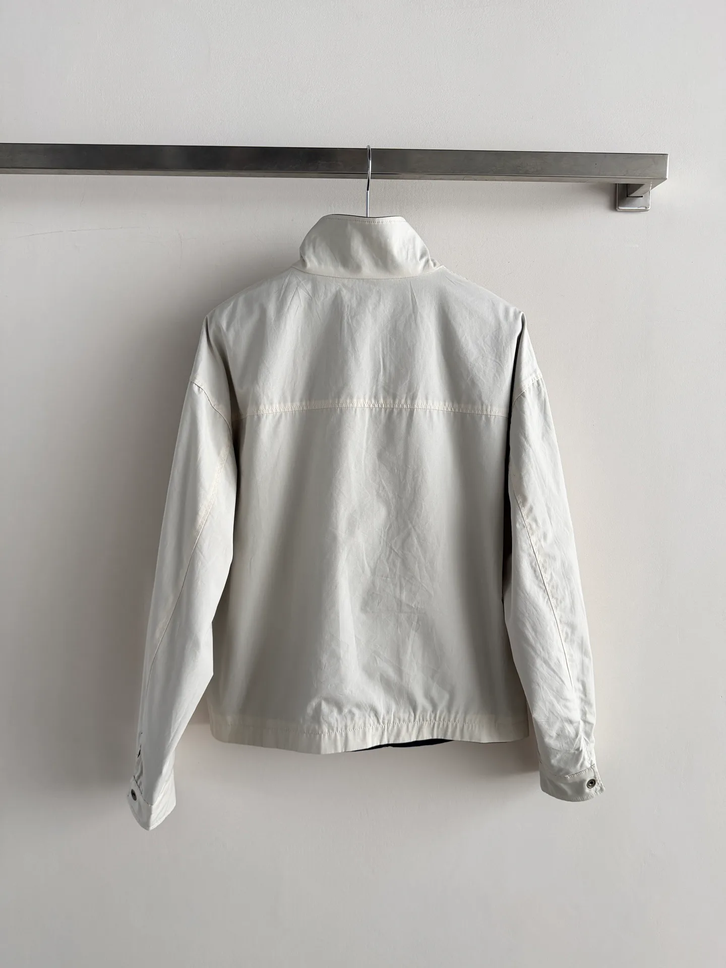 Куртки И Пуховики Женские Saint Laurent 18601937