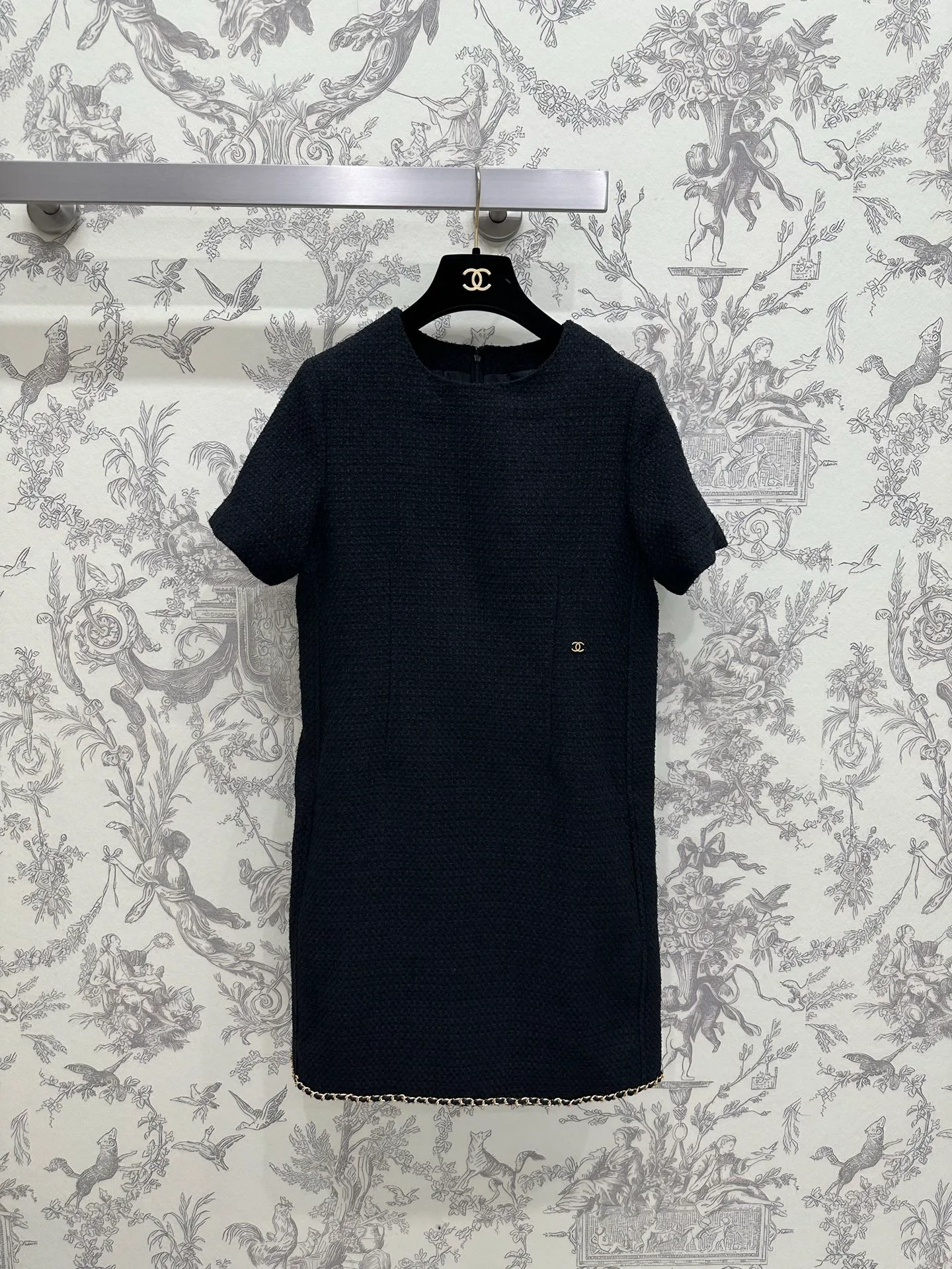 Платья Женские Chanel 18609067