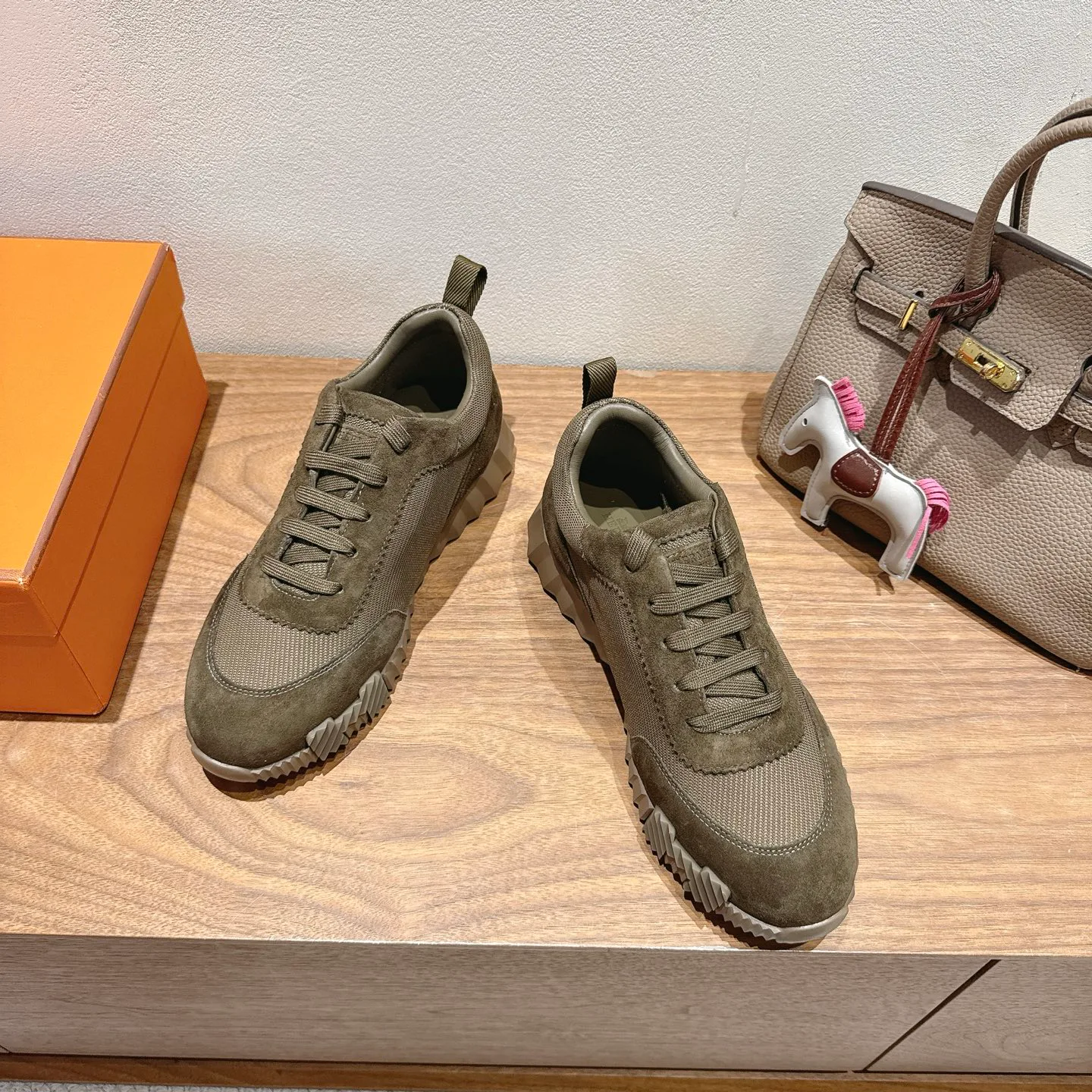 Кроссовки Женские Hermes 9914947