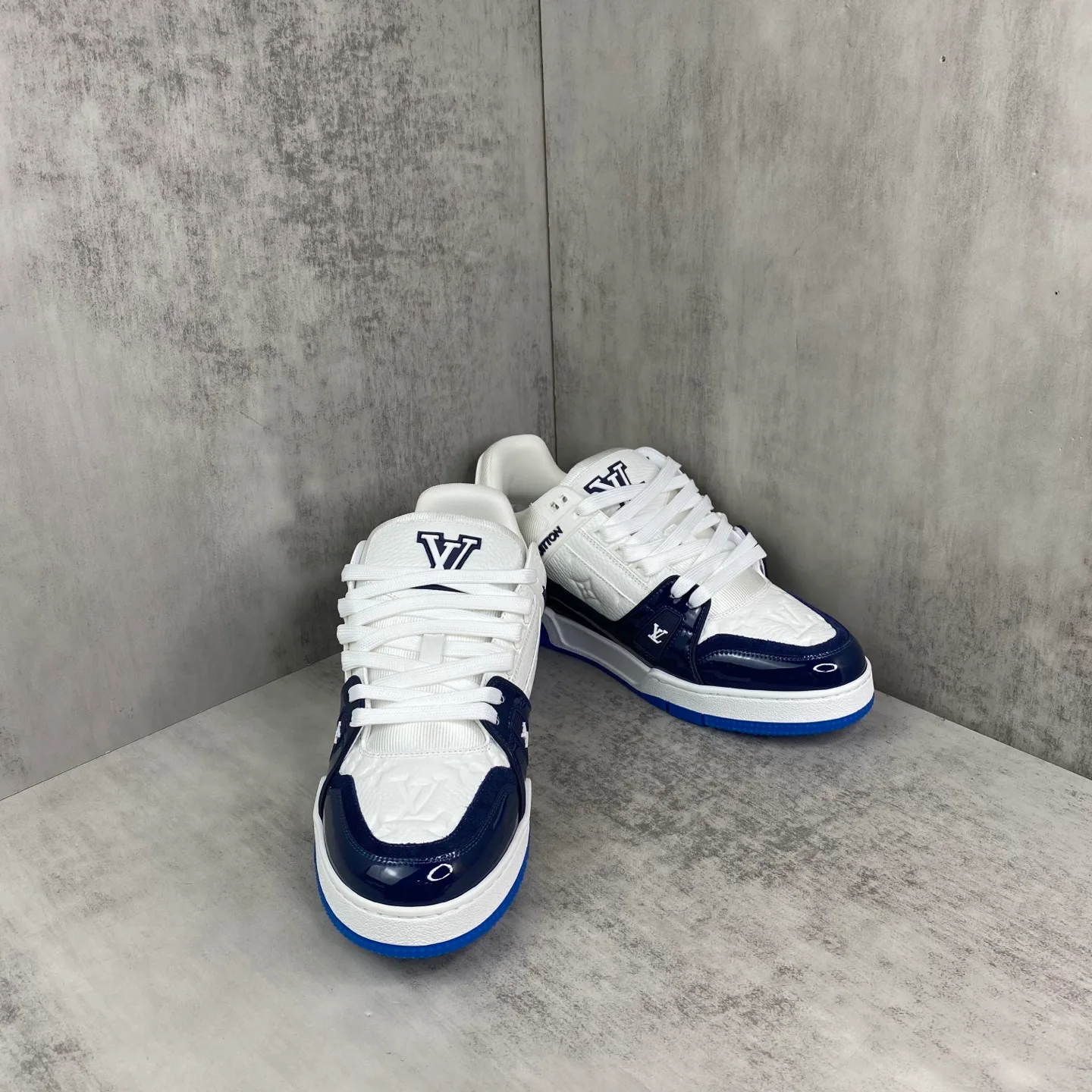 Кроссовки Женские Louis Vuitton 226857