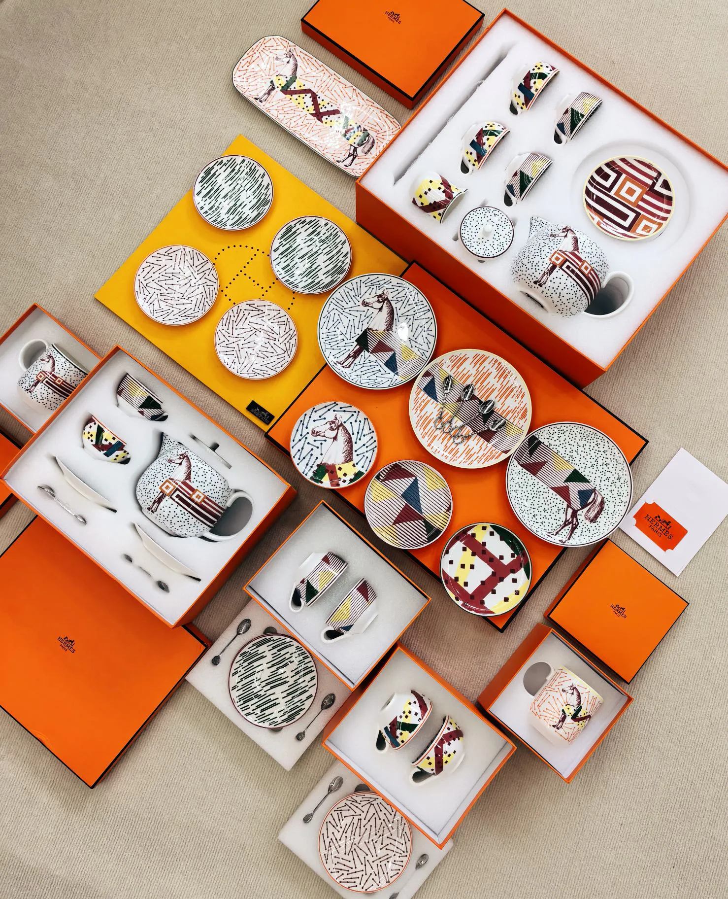 Посуда Hermes 35736