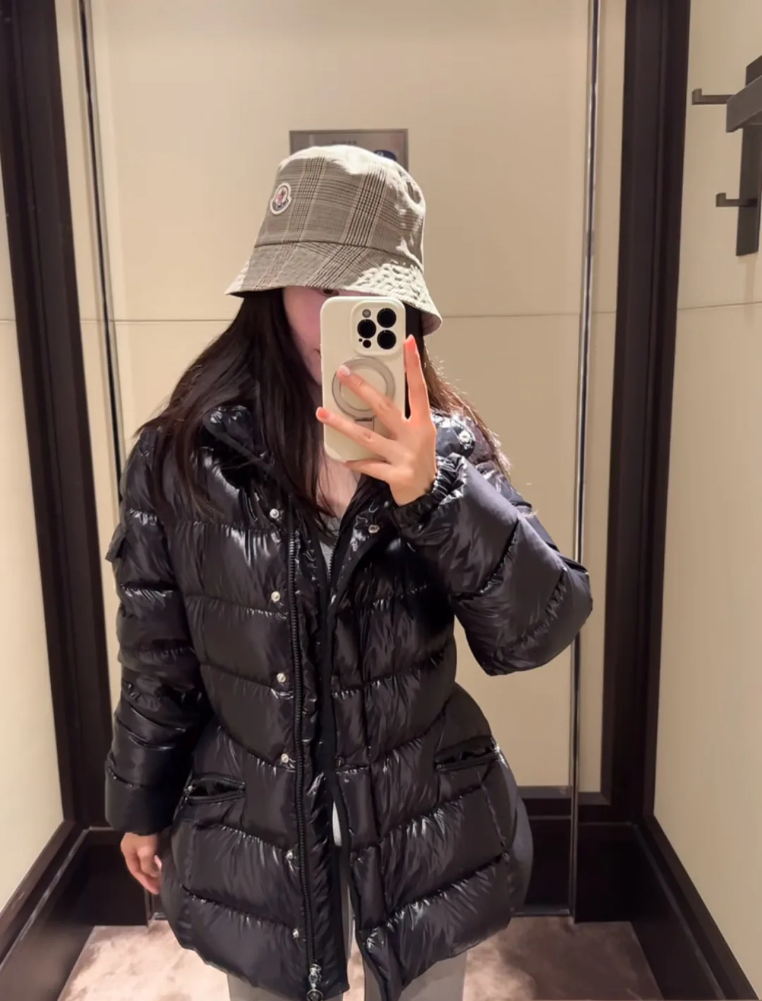 Куртки И Пуховики Женские Moncler 18741322