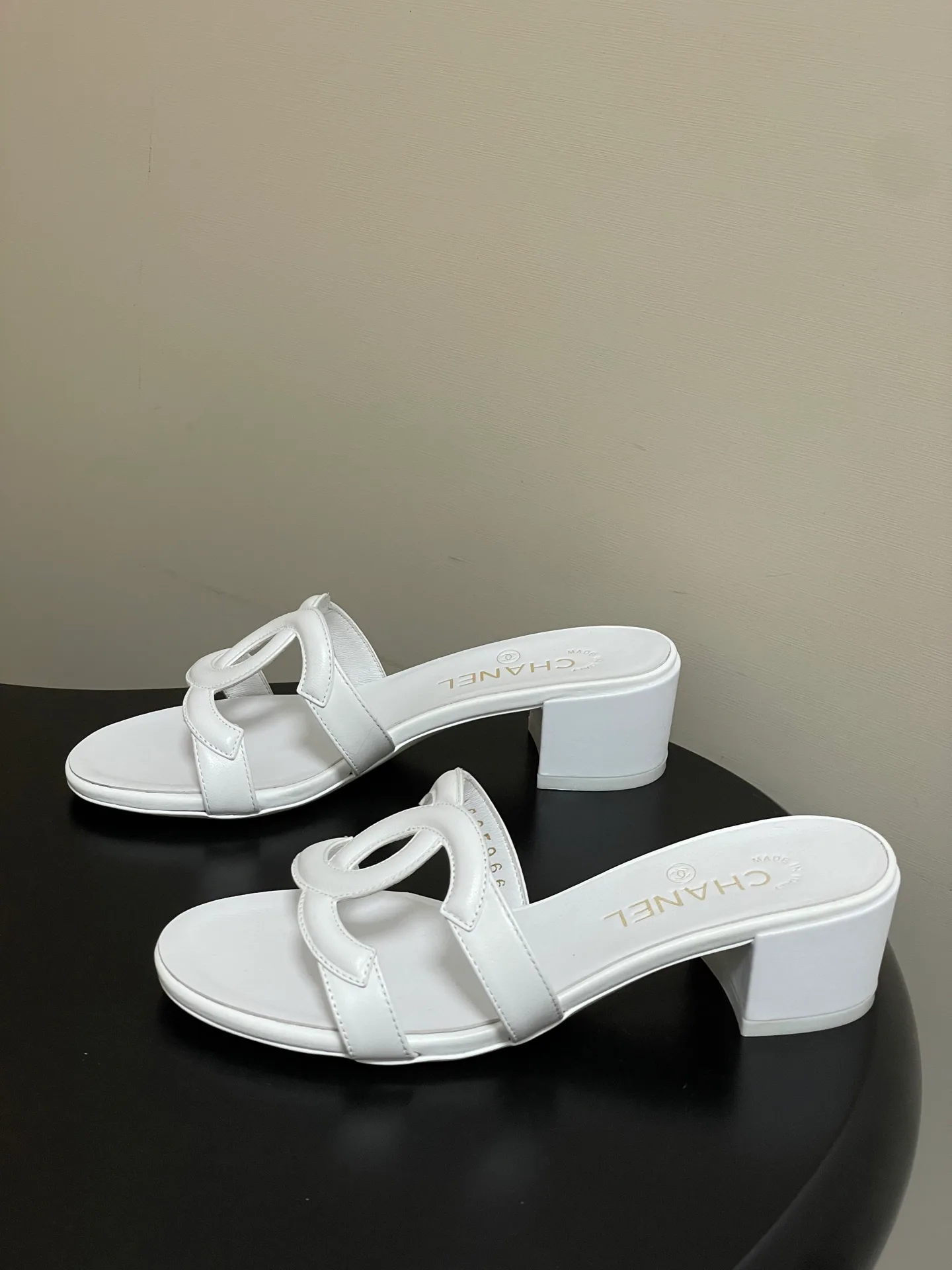 Сандалии Женские Chanel 12684451