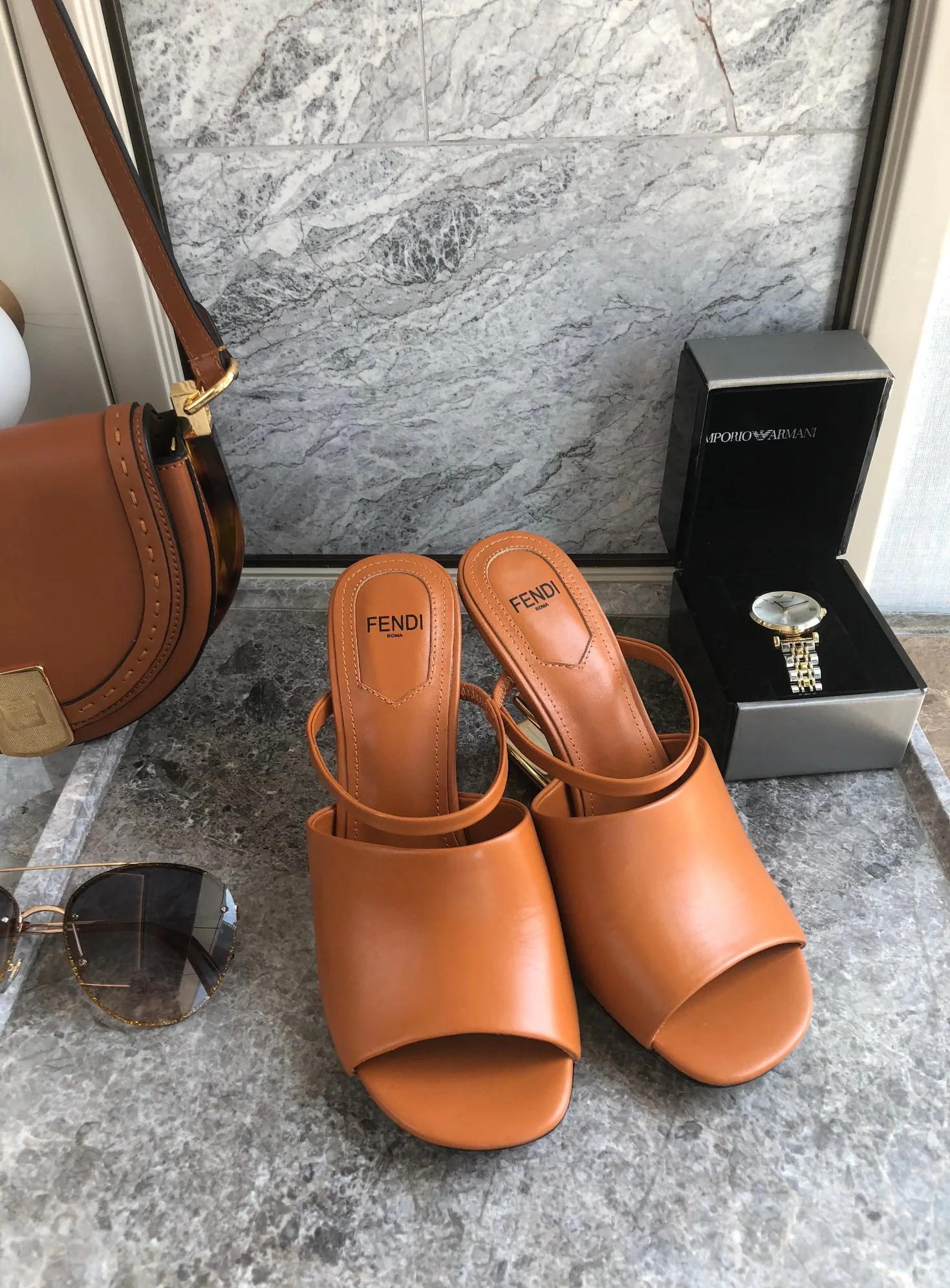 Босоножки Женские Fendi