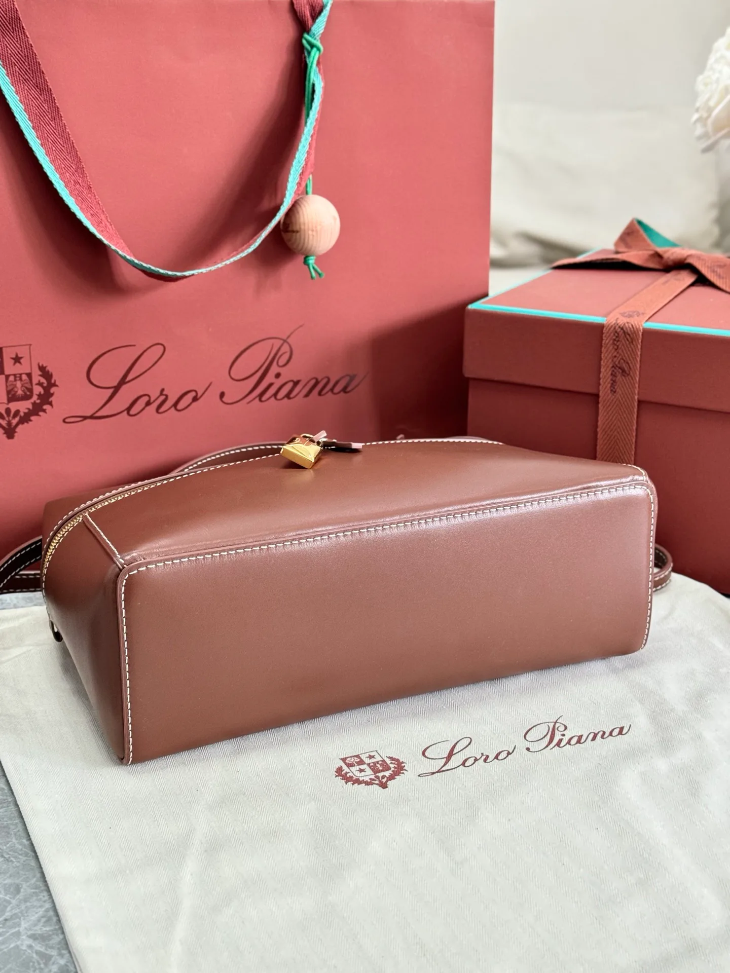 Классические Сумки Женские Loro Piana 17565047