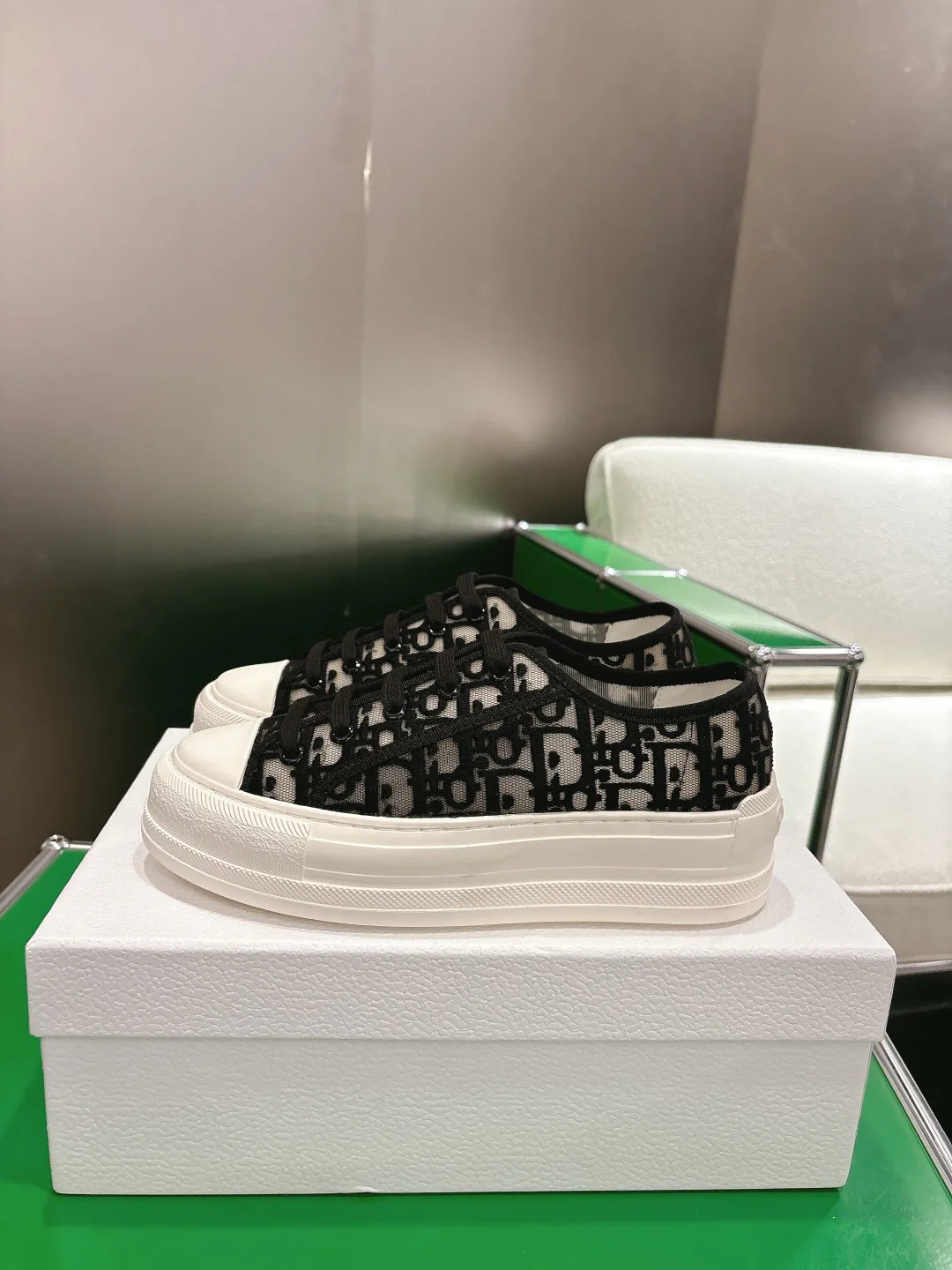 Кроссовки Женские Christian Dior 13152767