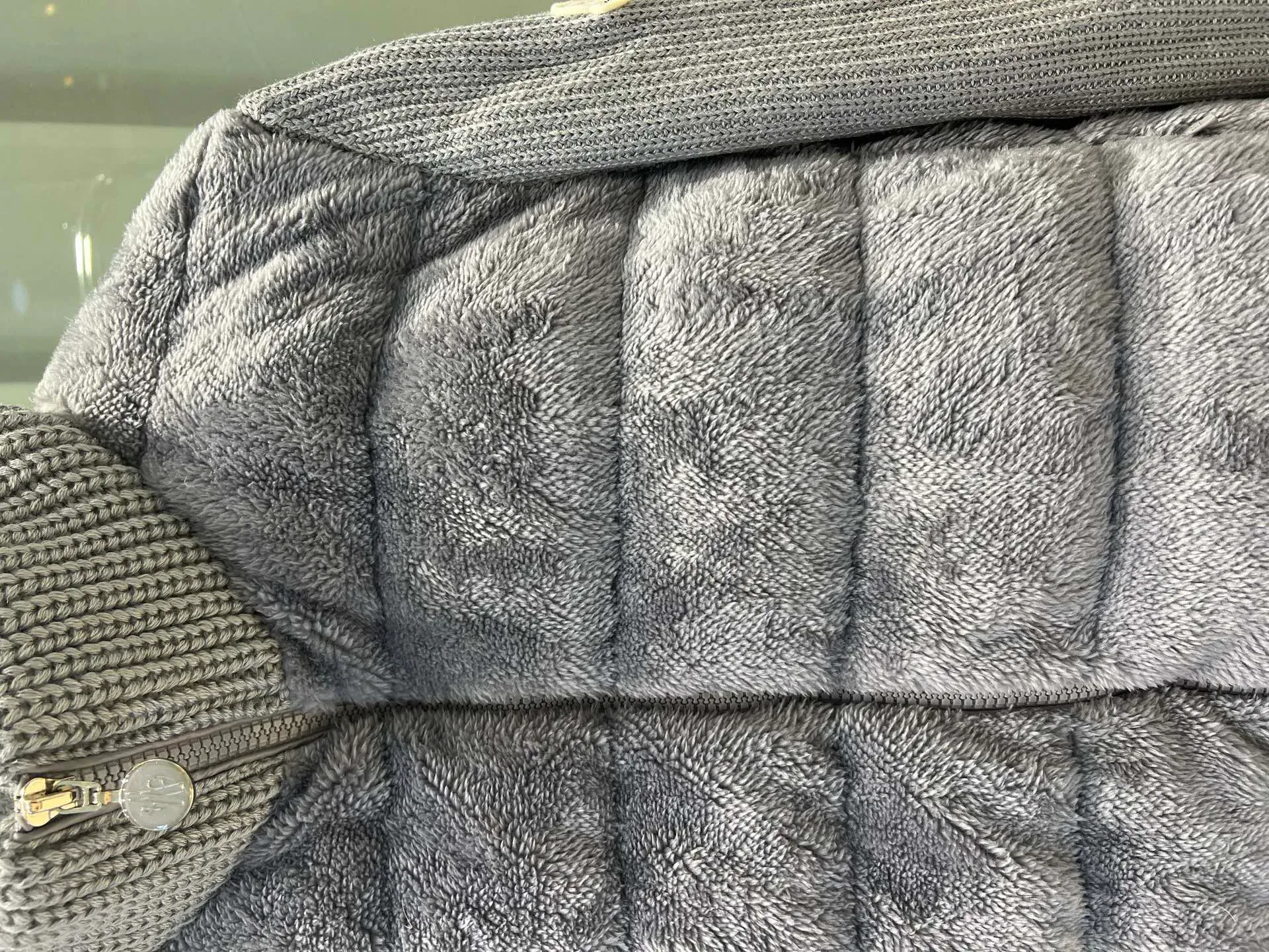 Куртки И Пуховики Женские Moncler 766751