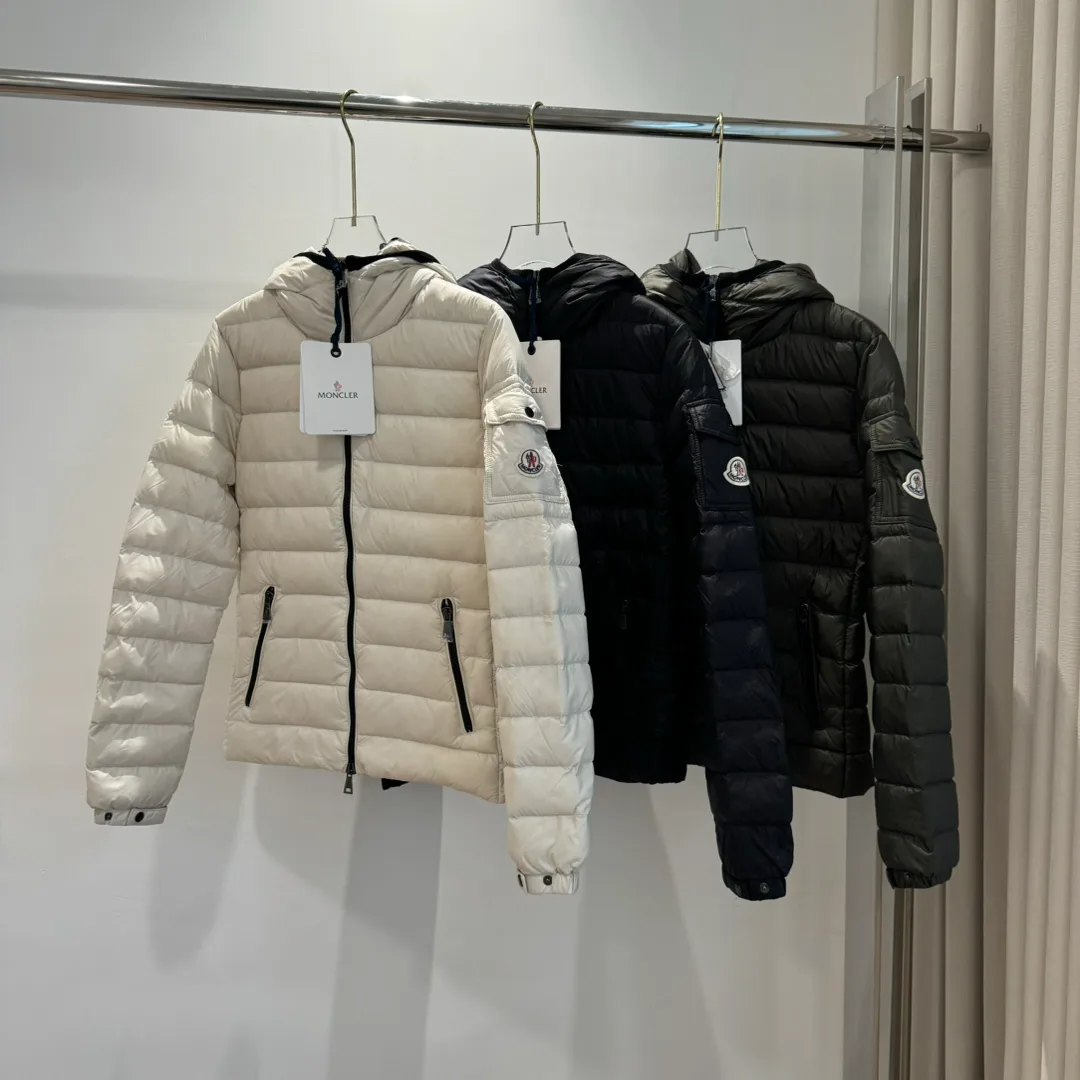 Куртки И Пуховики Женские Moncler 18002195