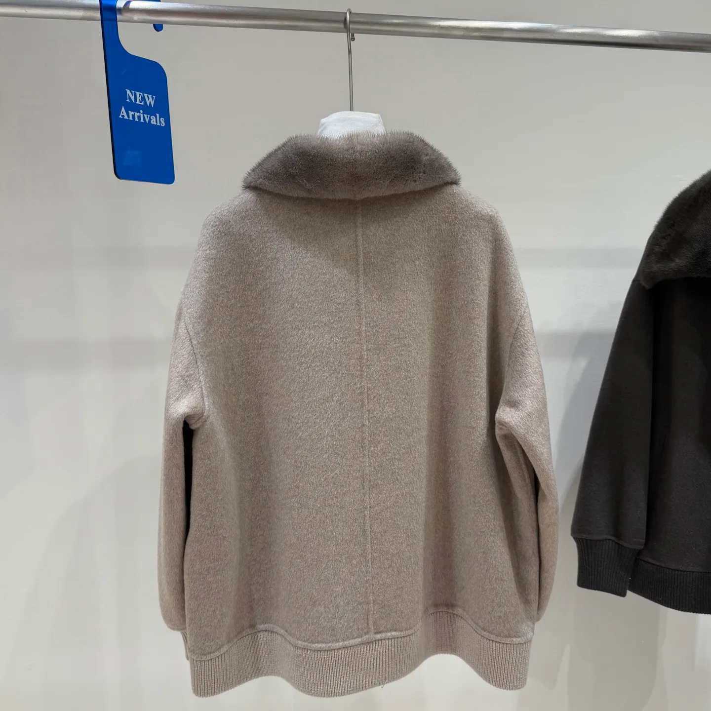 Пальто Женские Loro Piana 19579782