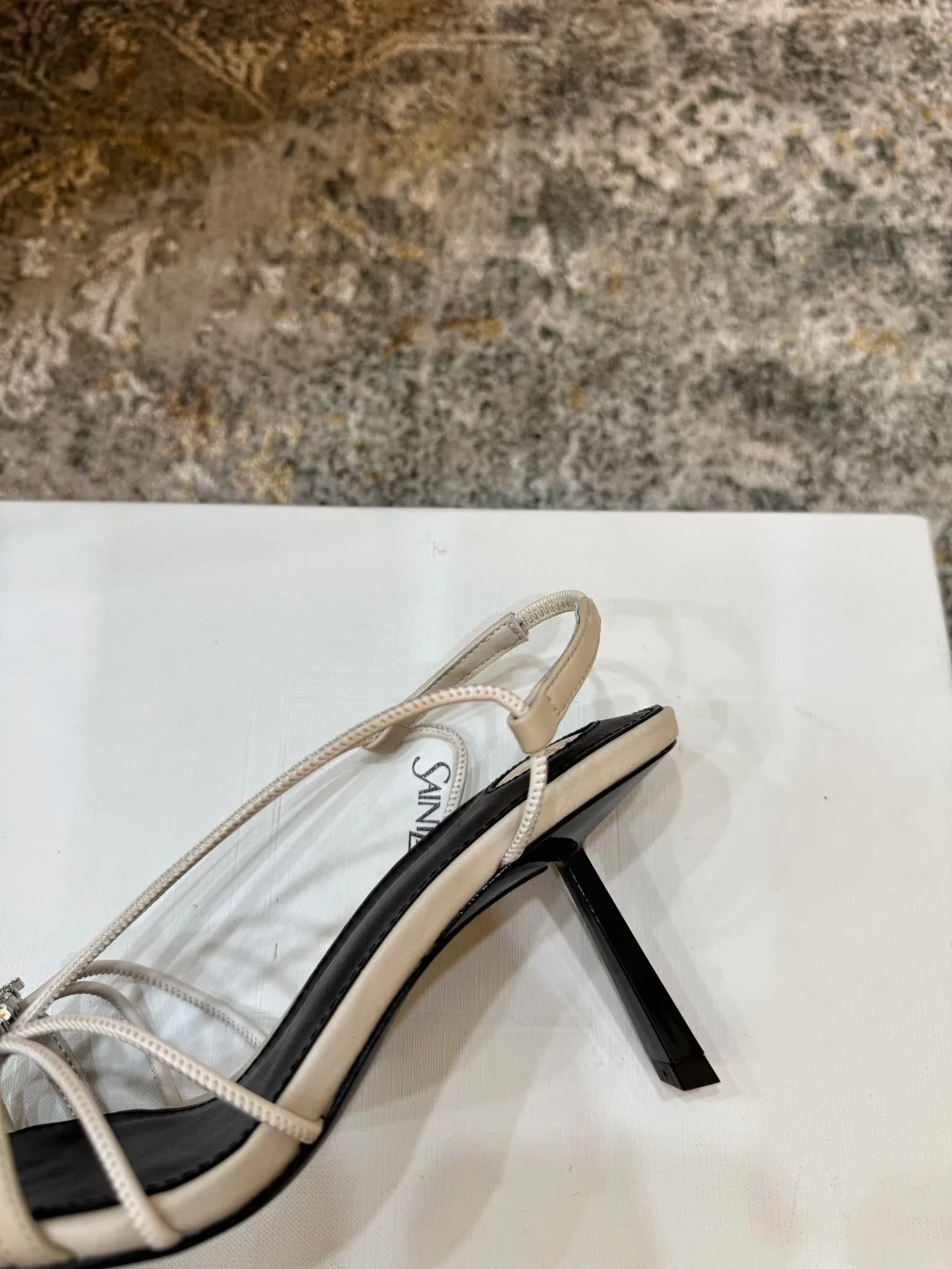 Босоножки Женские Saint Laurent 11579342