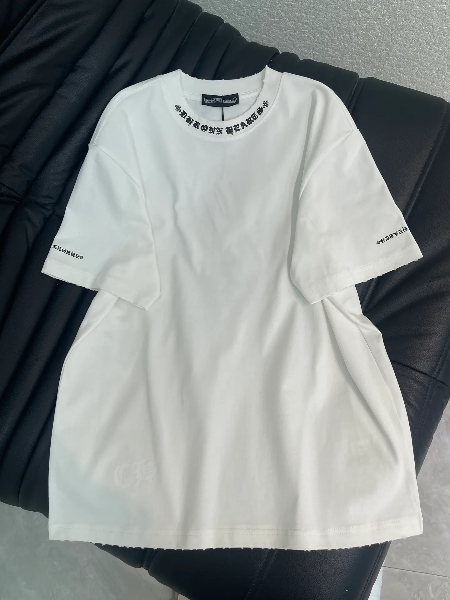 Футболки Женские Chrome Hearts 11569440