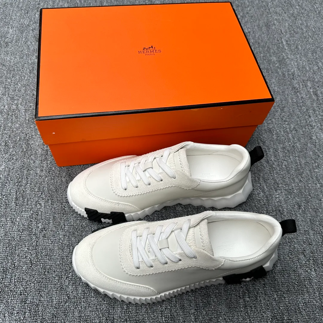Кроссовки Женские Hermes 18076173
