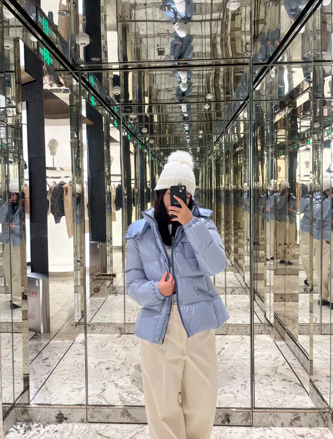 Куртки И Пуховики Женские Moncler 18741318
