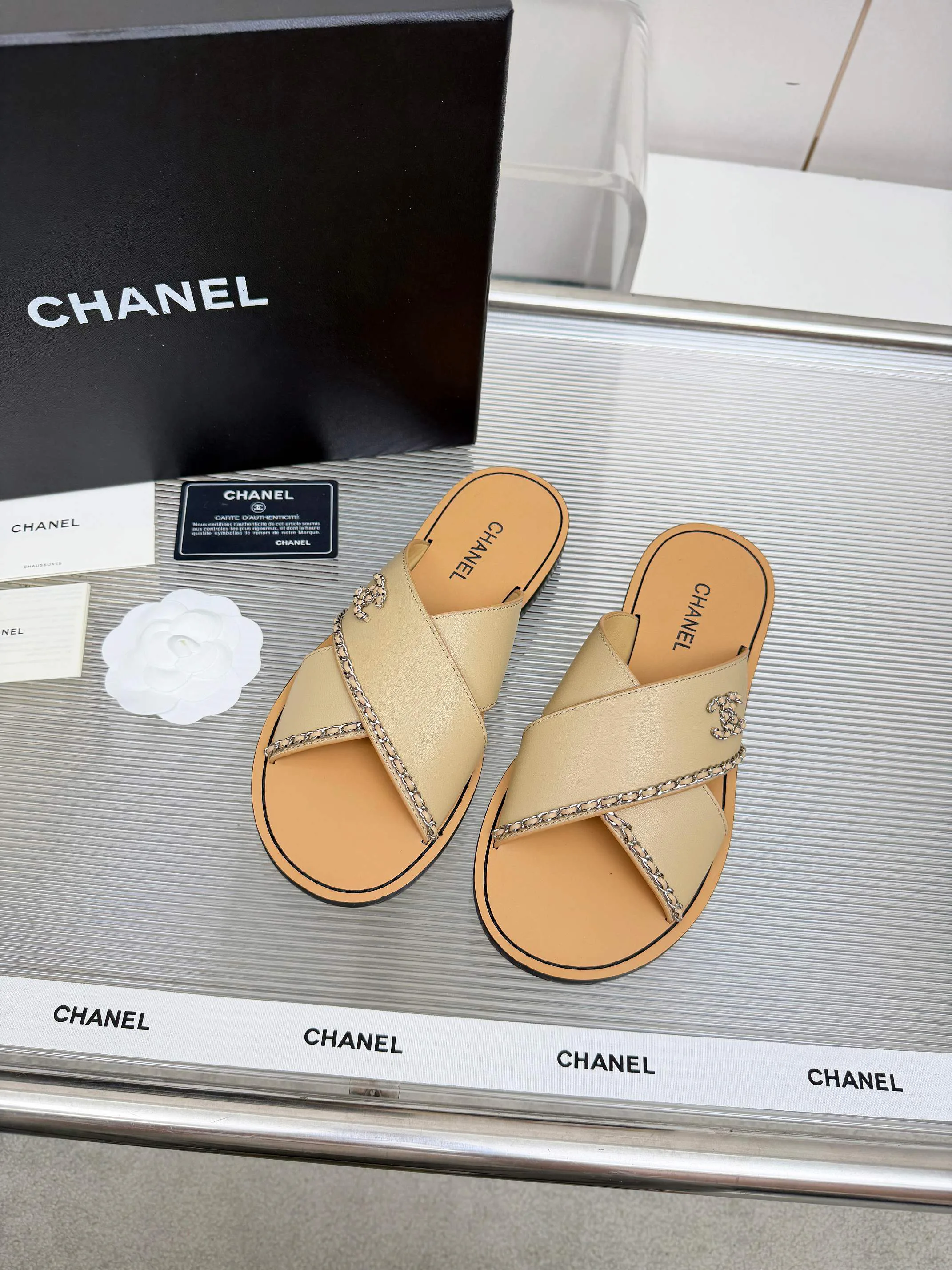 Шлепанцы Женские Chanel 11709181