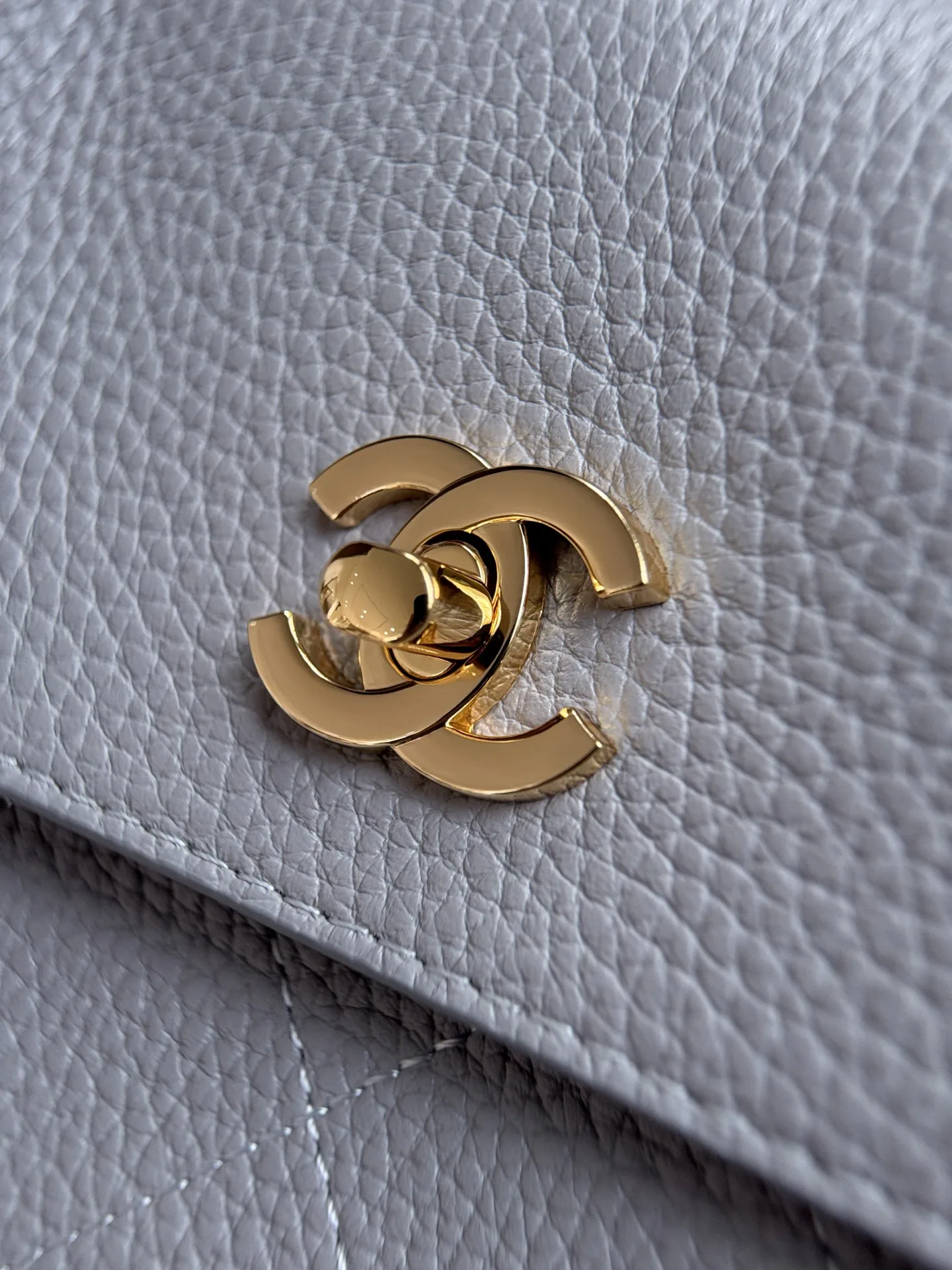 Классические Сумки Женские Chanel 17802259