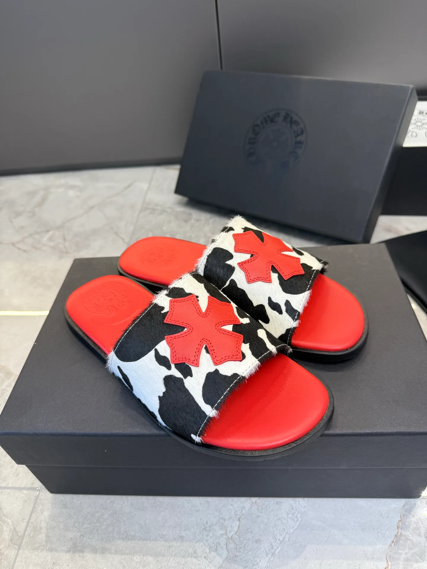 Шлепанцы Женские Chrome Hearts 1225357