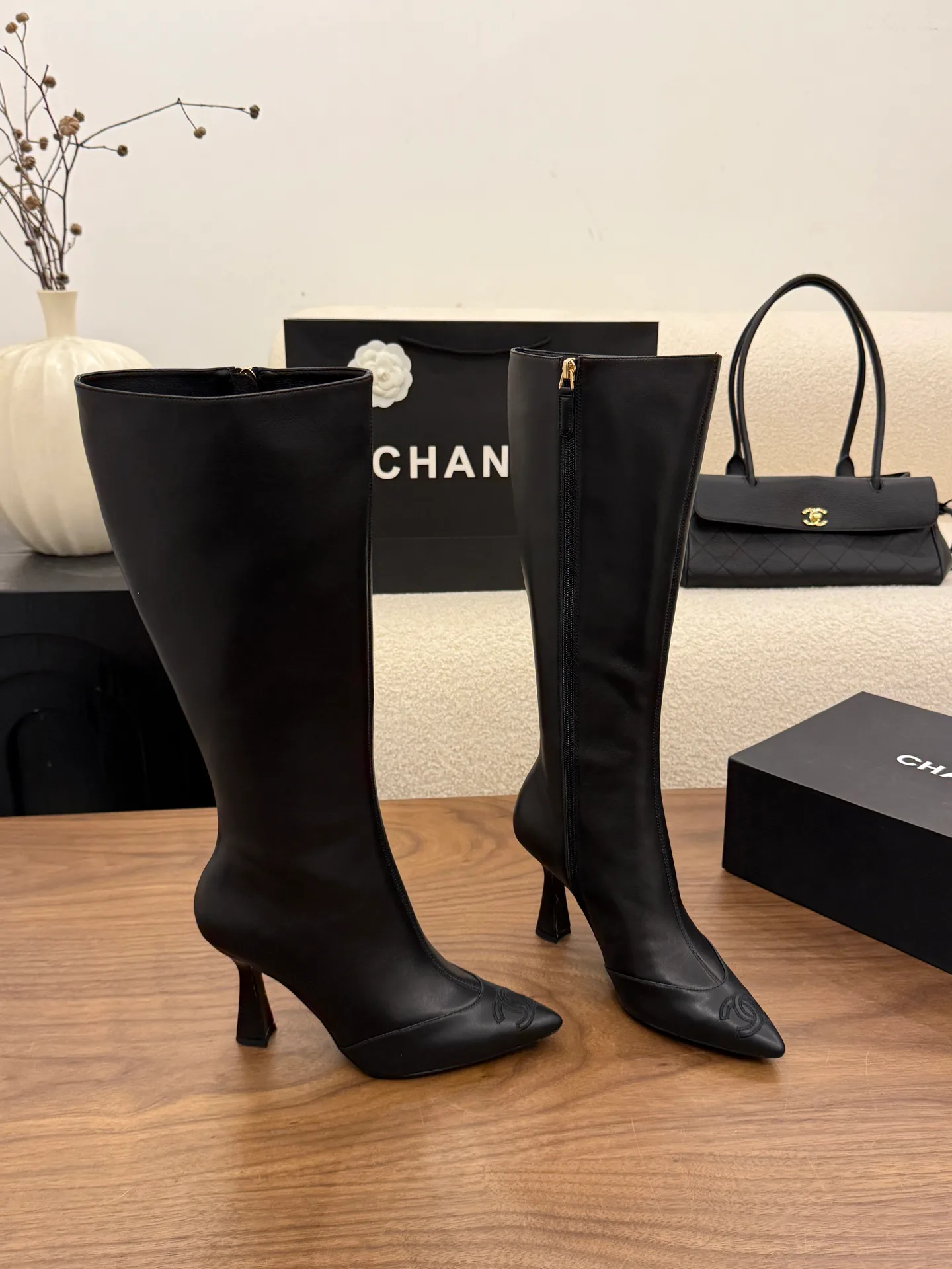Сапоги Женские Chanel 17895357