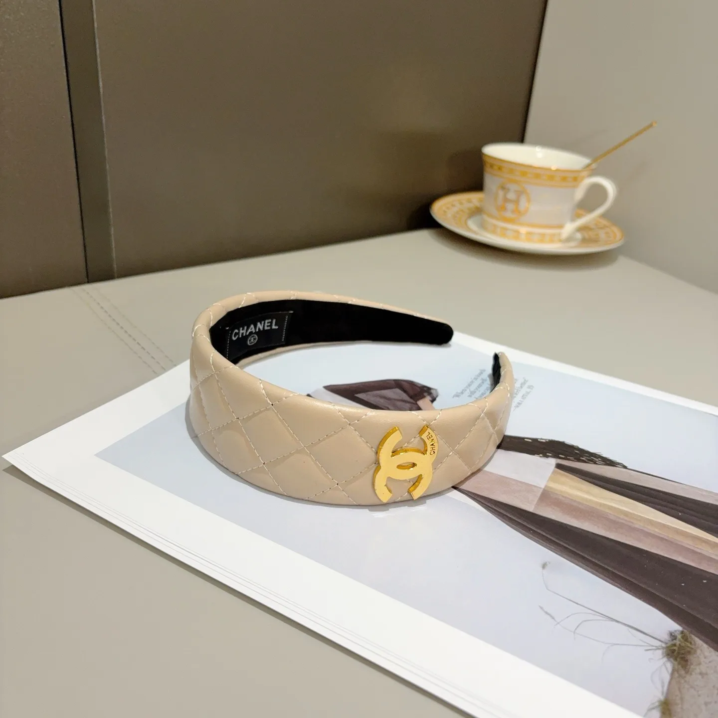 Головные Уборы Chanel 11469116