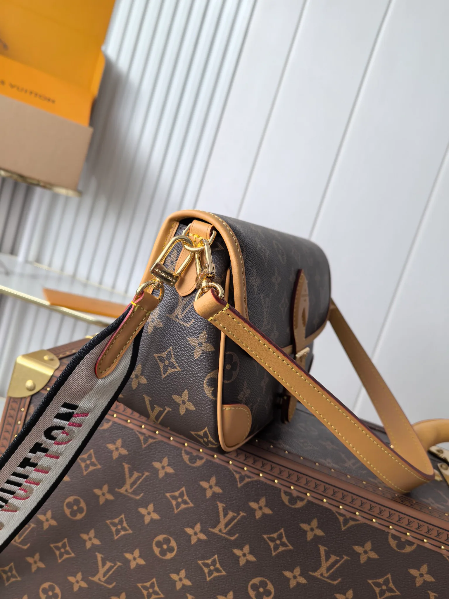 Классические Сумки Женские Louis Vuitton 13153272