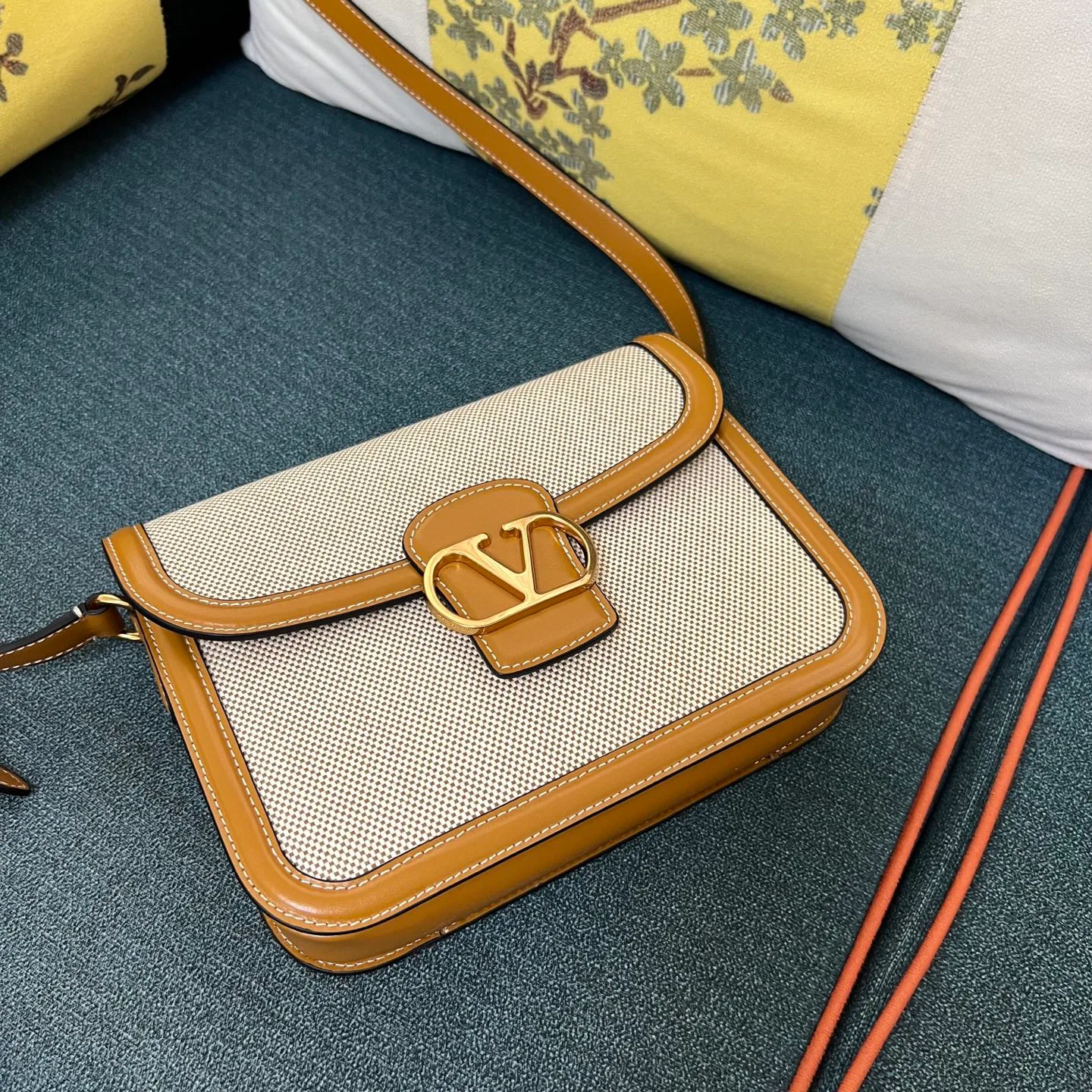 Классические Сумки Женские Valentino 8728885