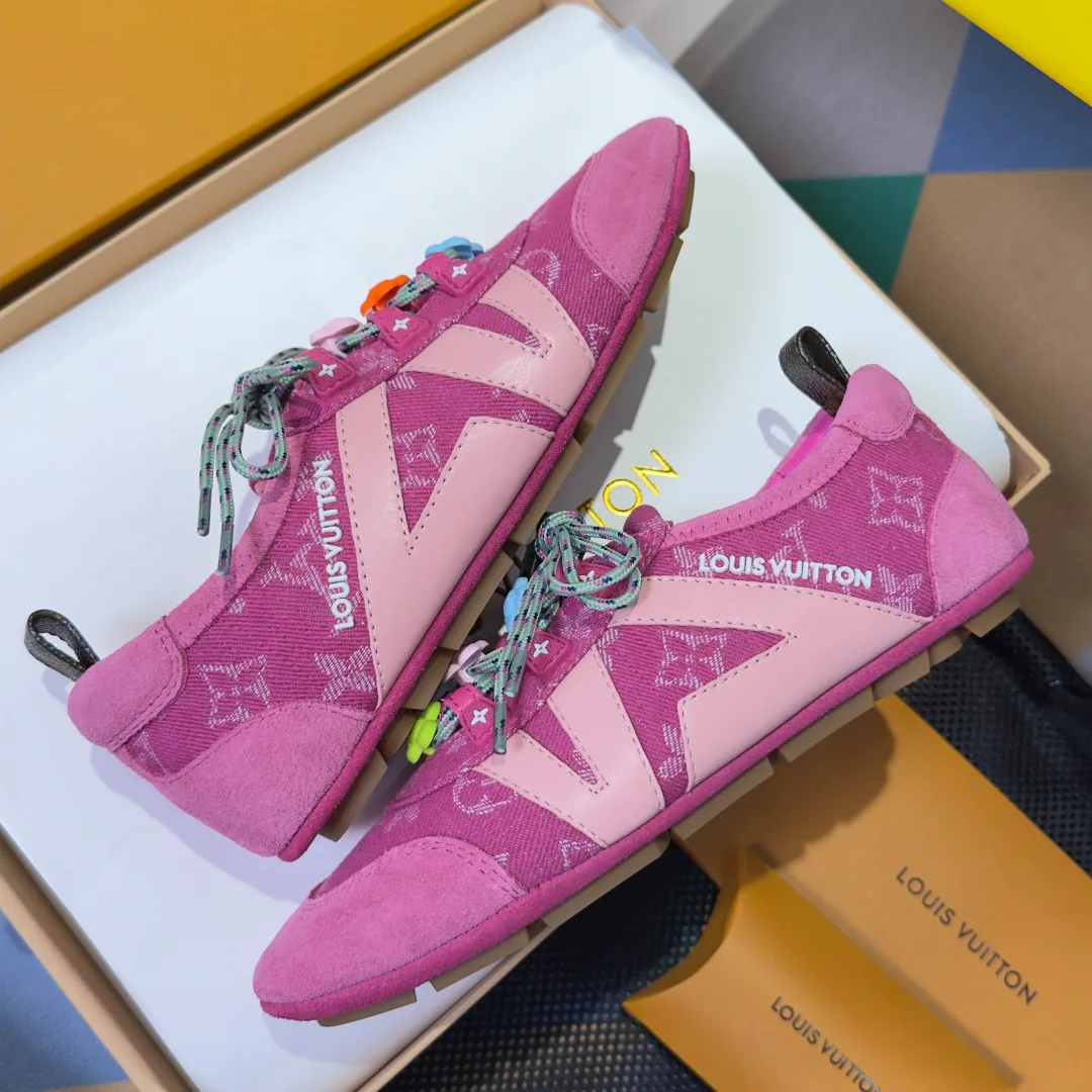 Кроссовки Женские Louis Vuitton 17780707