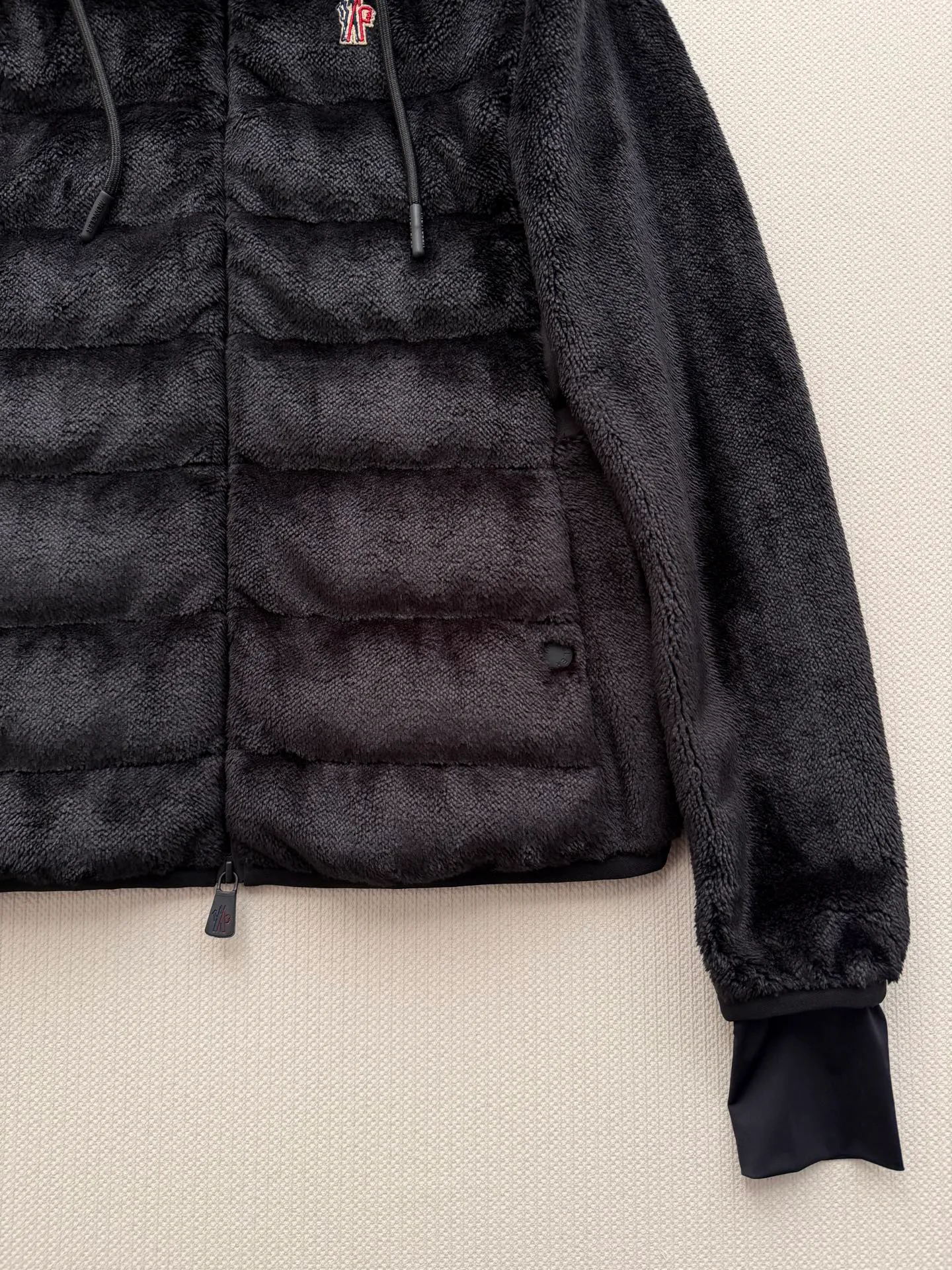 Куртки И Пуховики Женские Moncler 19309484