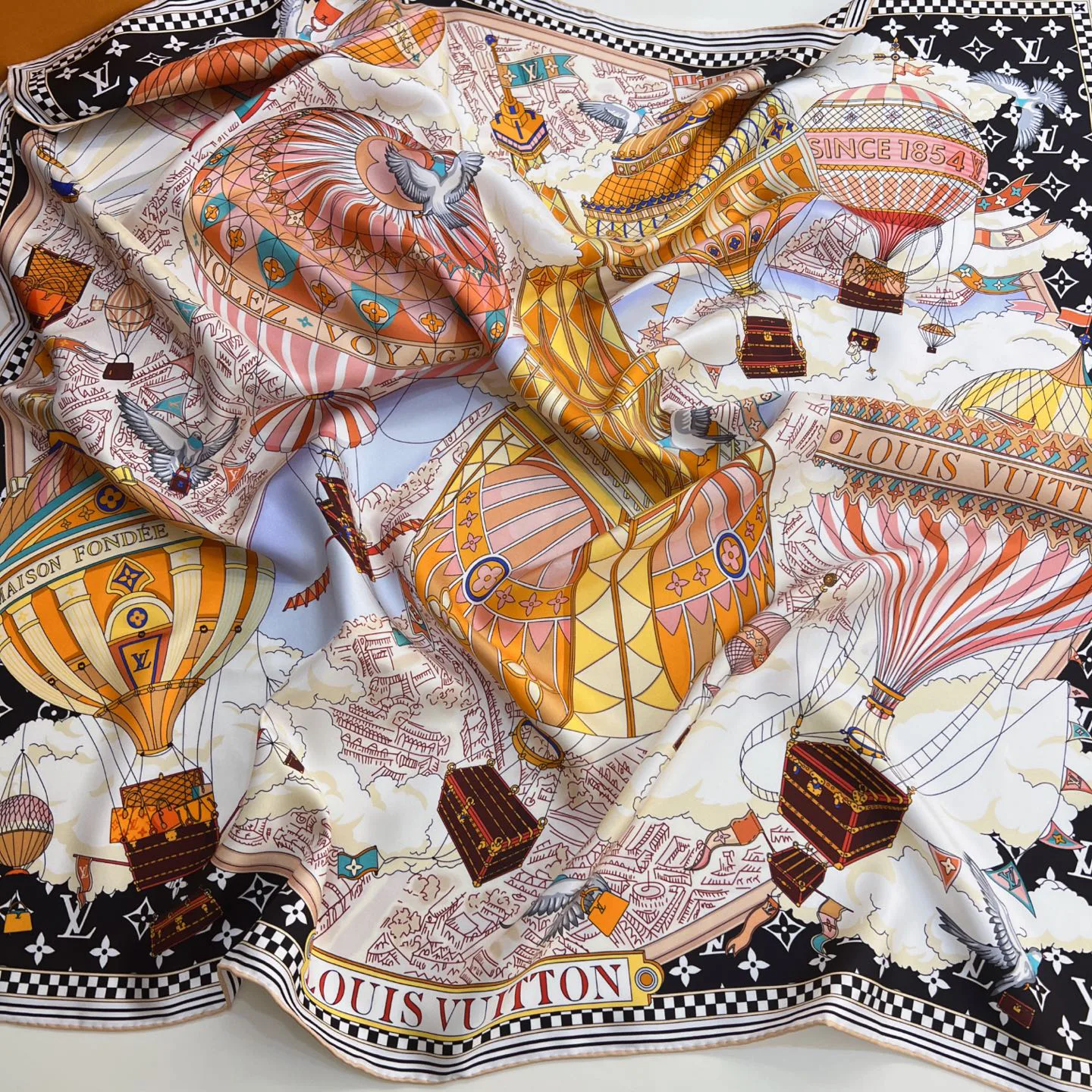 Платки Louis Vuitton 6248132