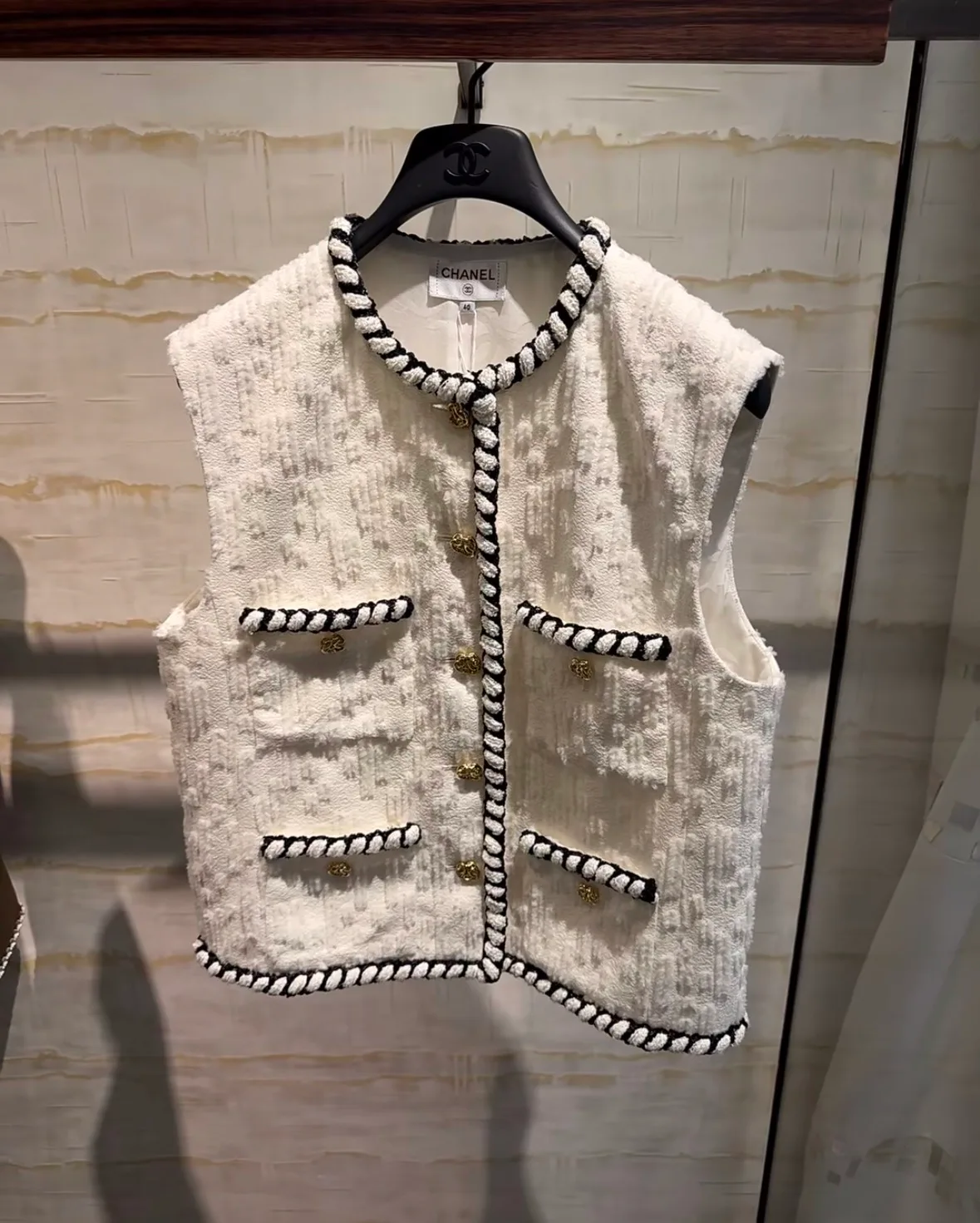 Жилеты Женские Chanel 18536965