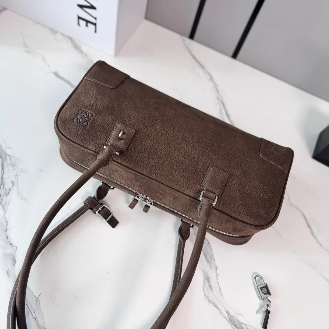 Классические Сумки Женские Loewe 11513627