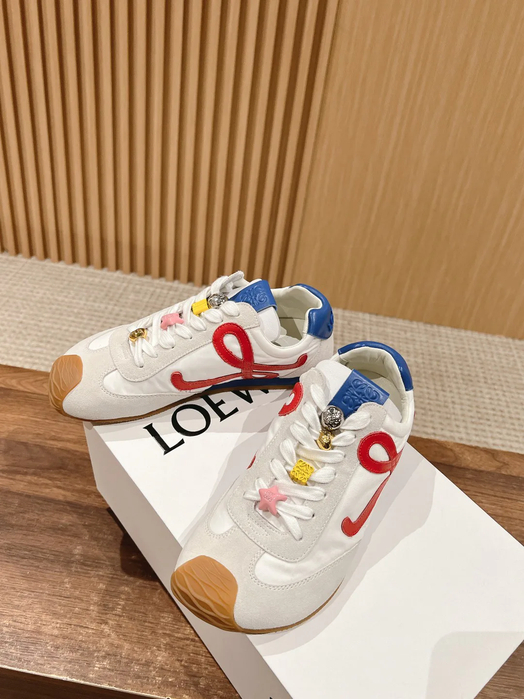Кроссовки Женские Loewe 10475975