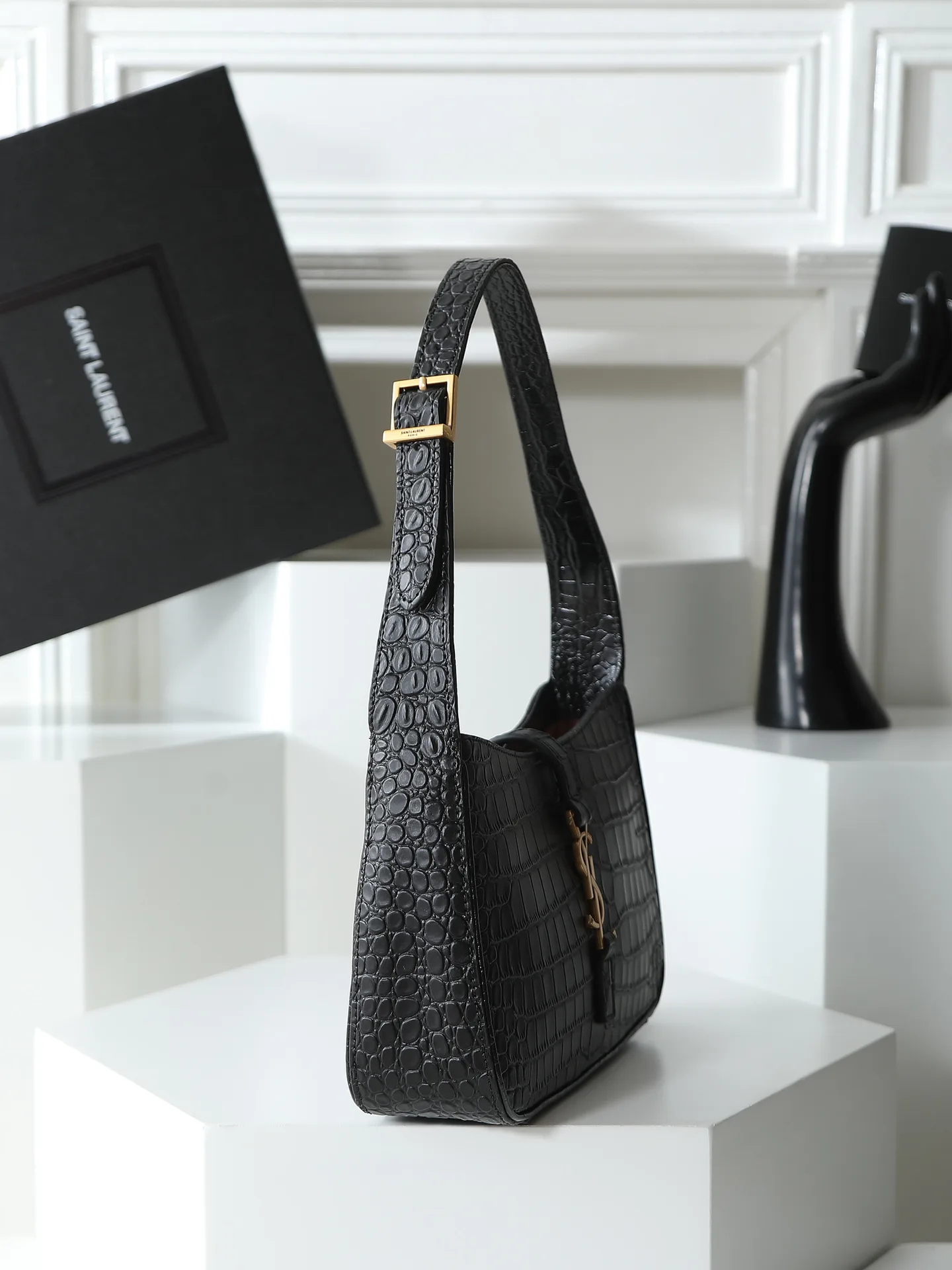 Классические Сумки Женские Saint Laurent 18005141